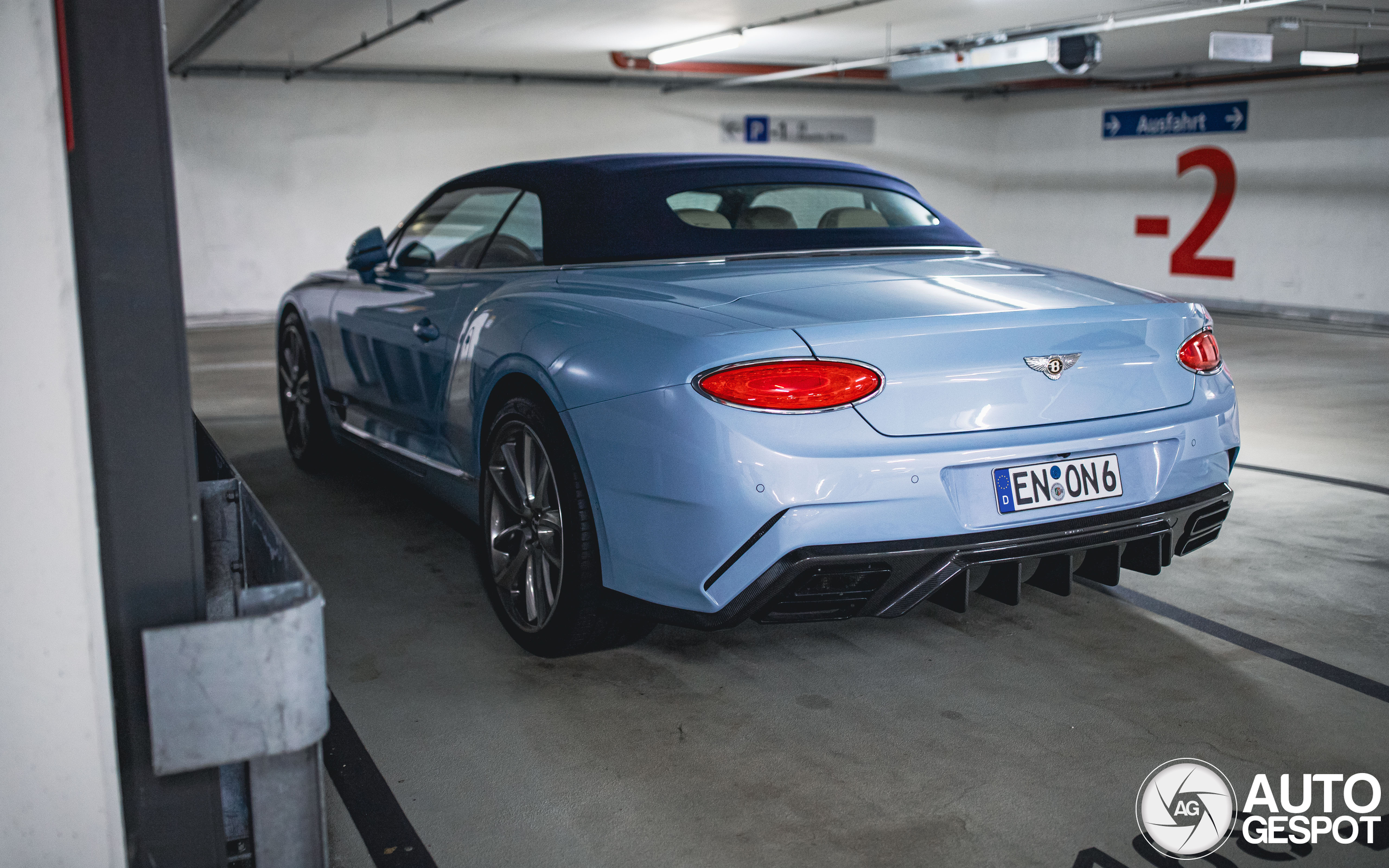 Bentley Continental GTC 2019