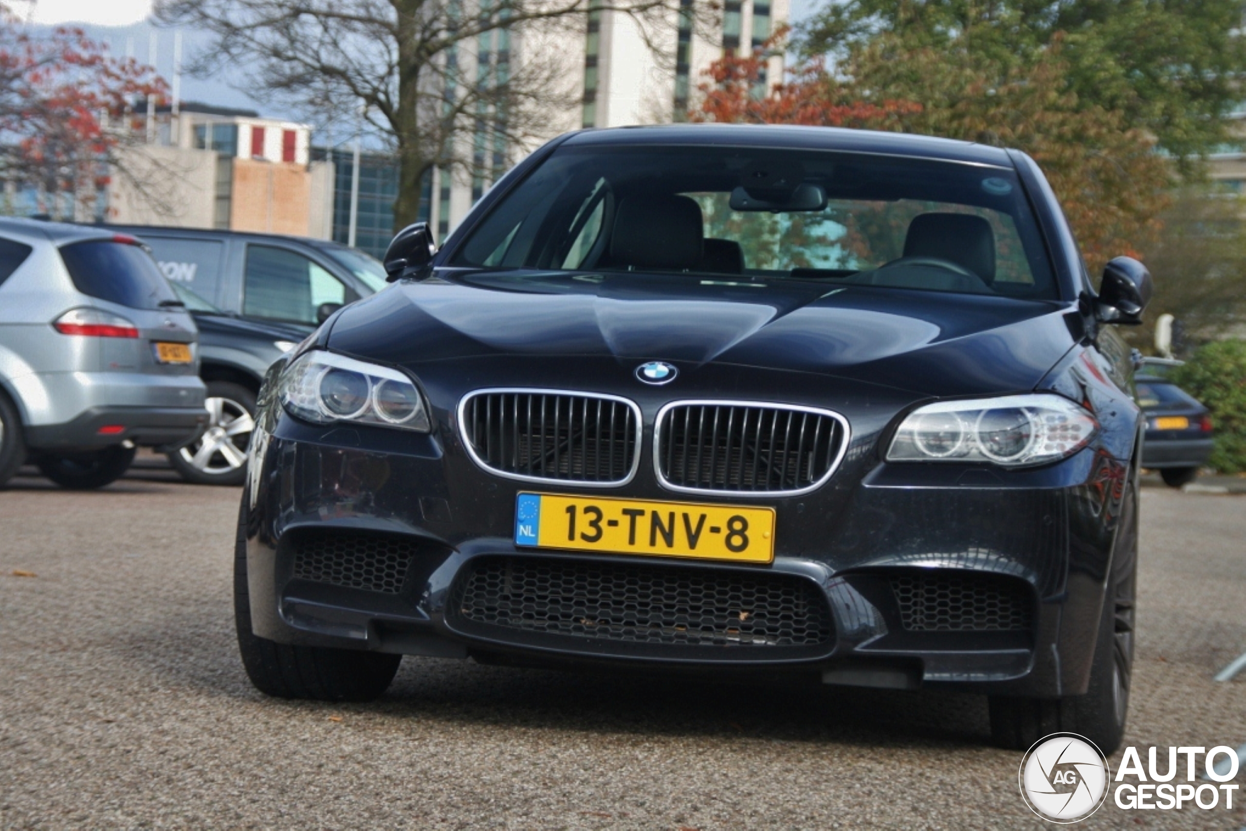 BMW M5 F10 2011