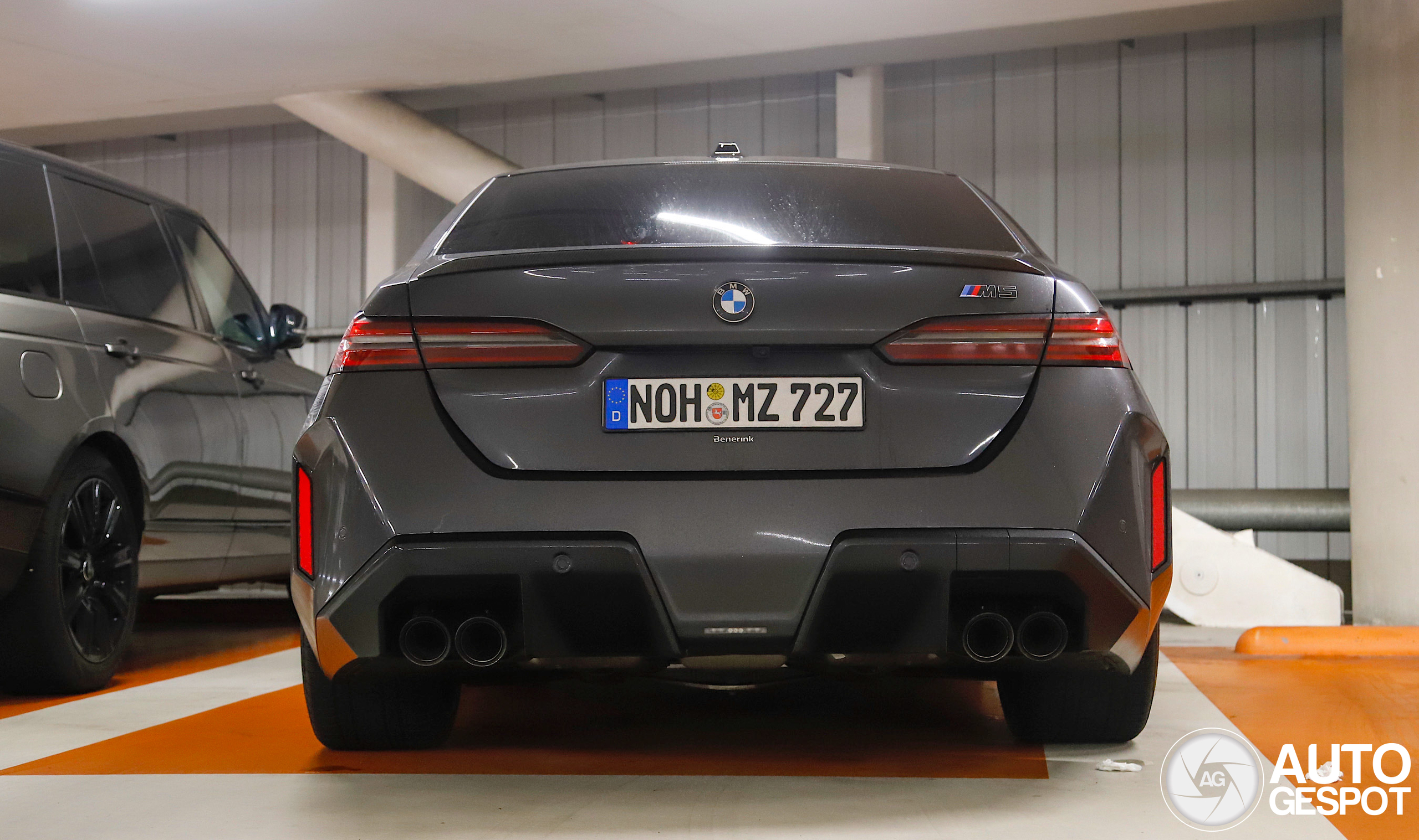 BMW M5 G90