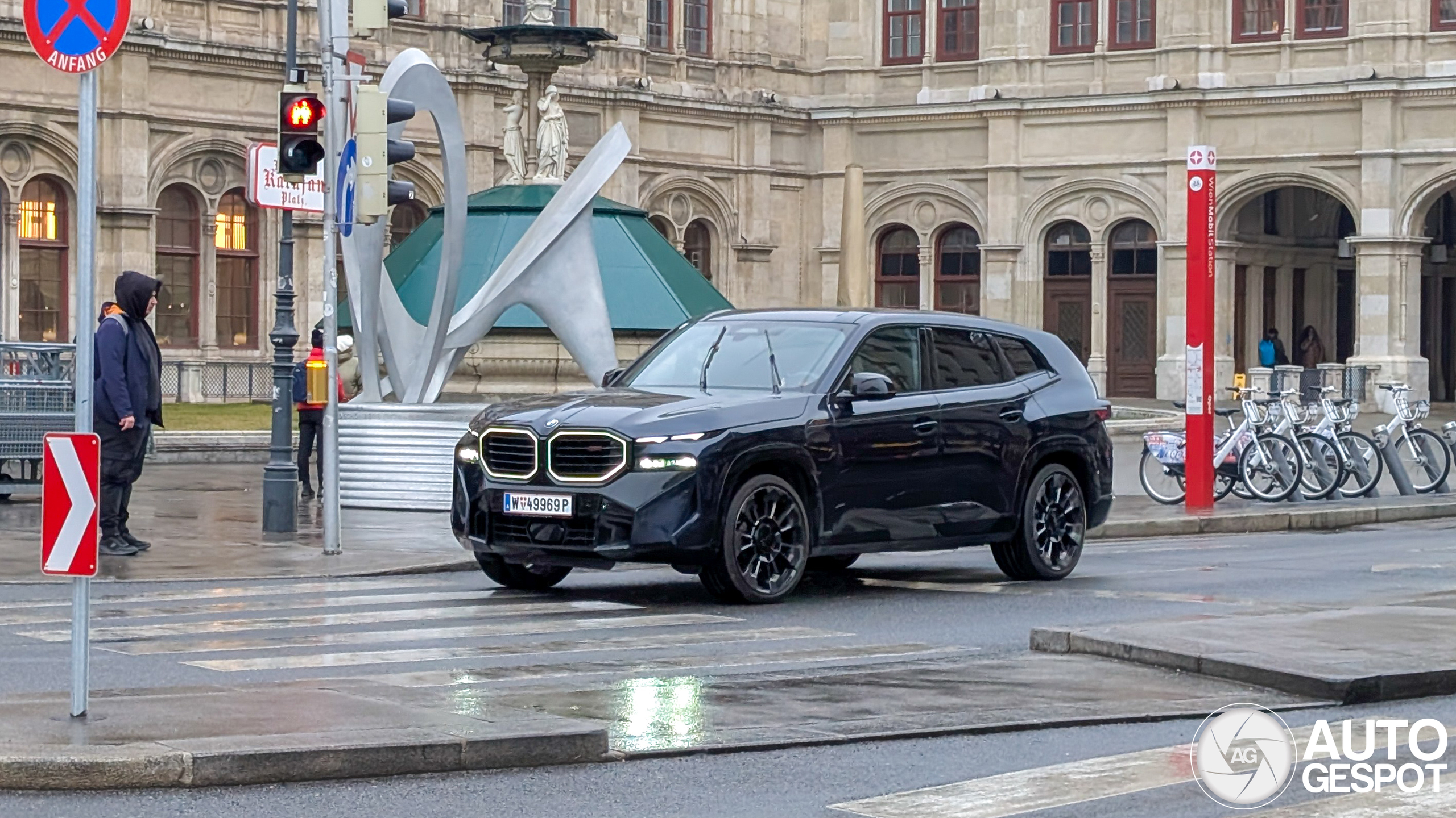 BMW XM G09