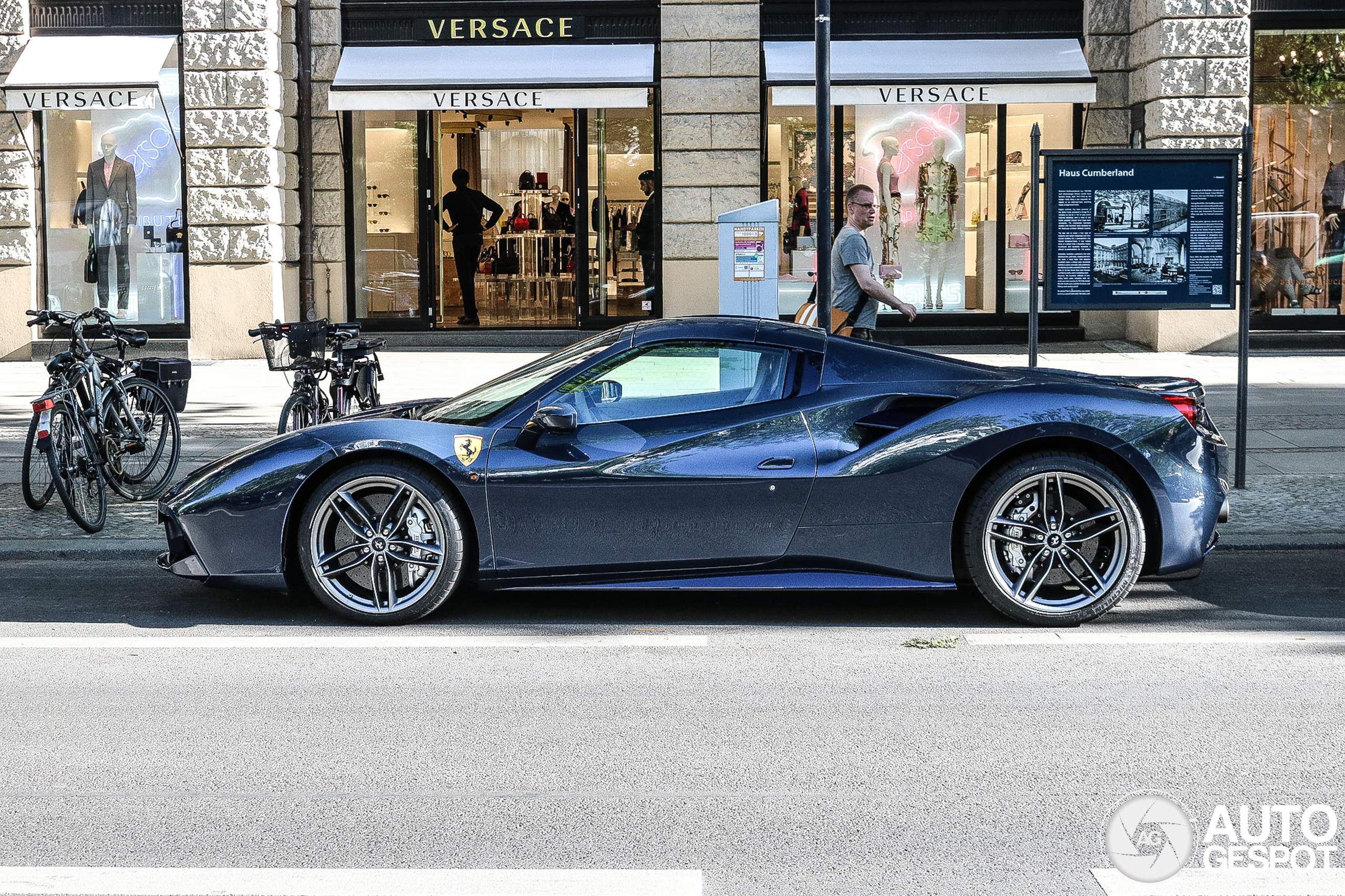 Ferrari 488 Spider - 12 February 2025 - Autogespot