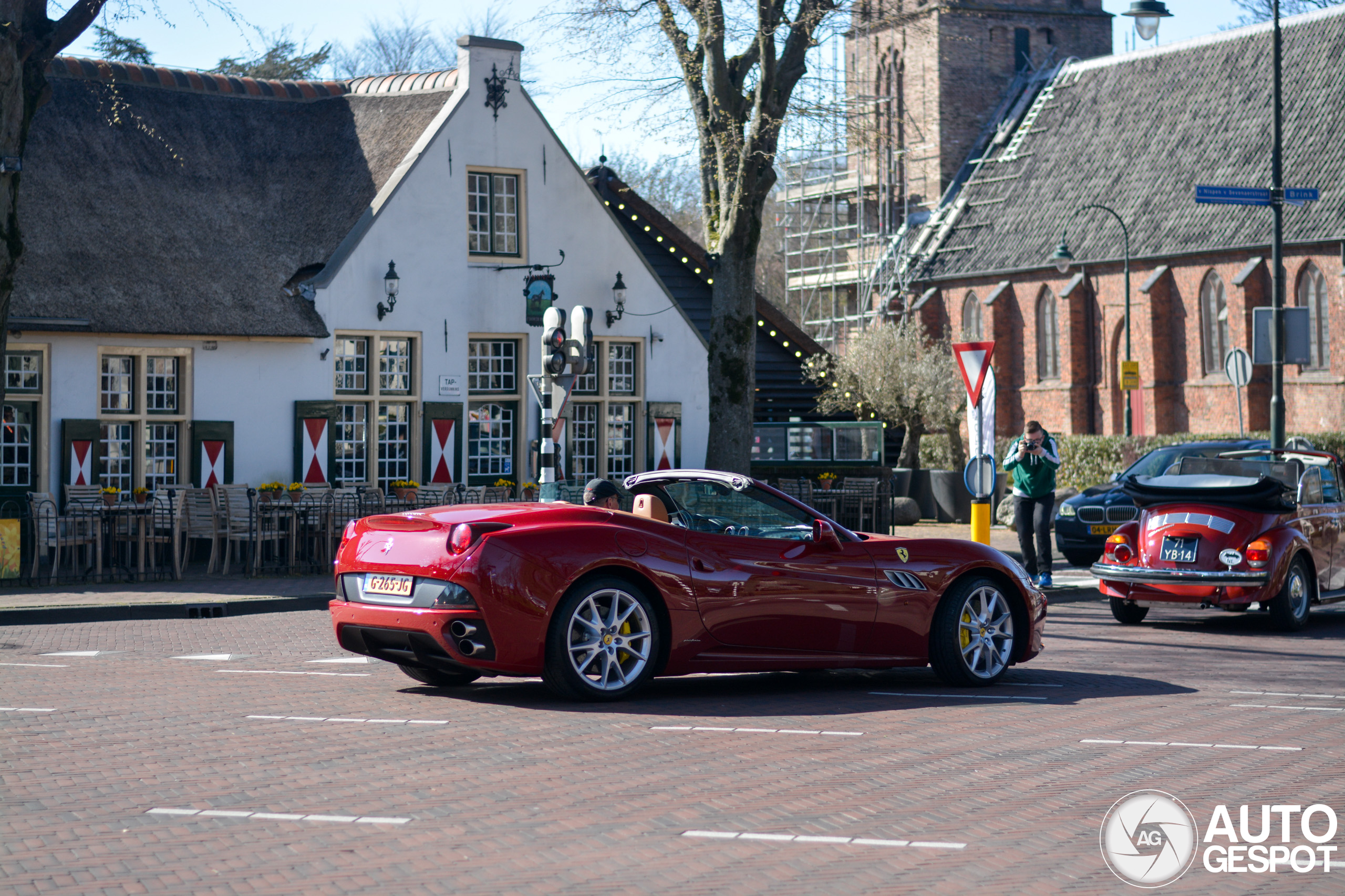 Ferrari California