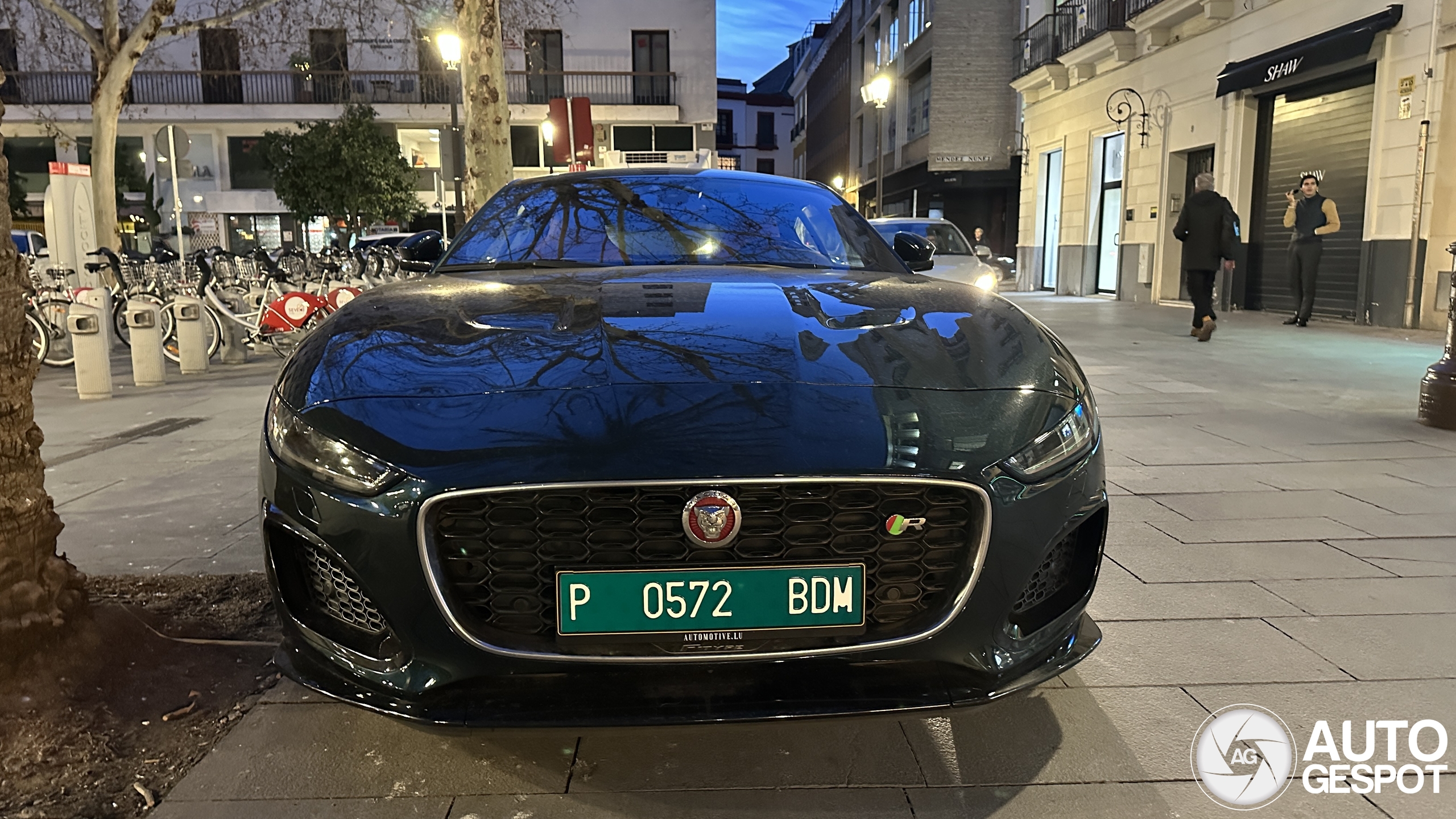 Jaguar F-TYPE R Coupé 2020