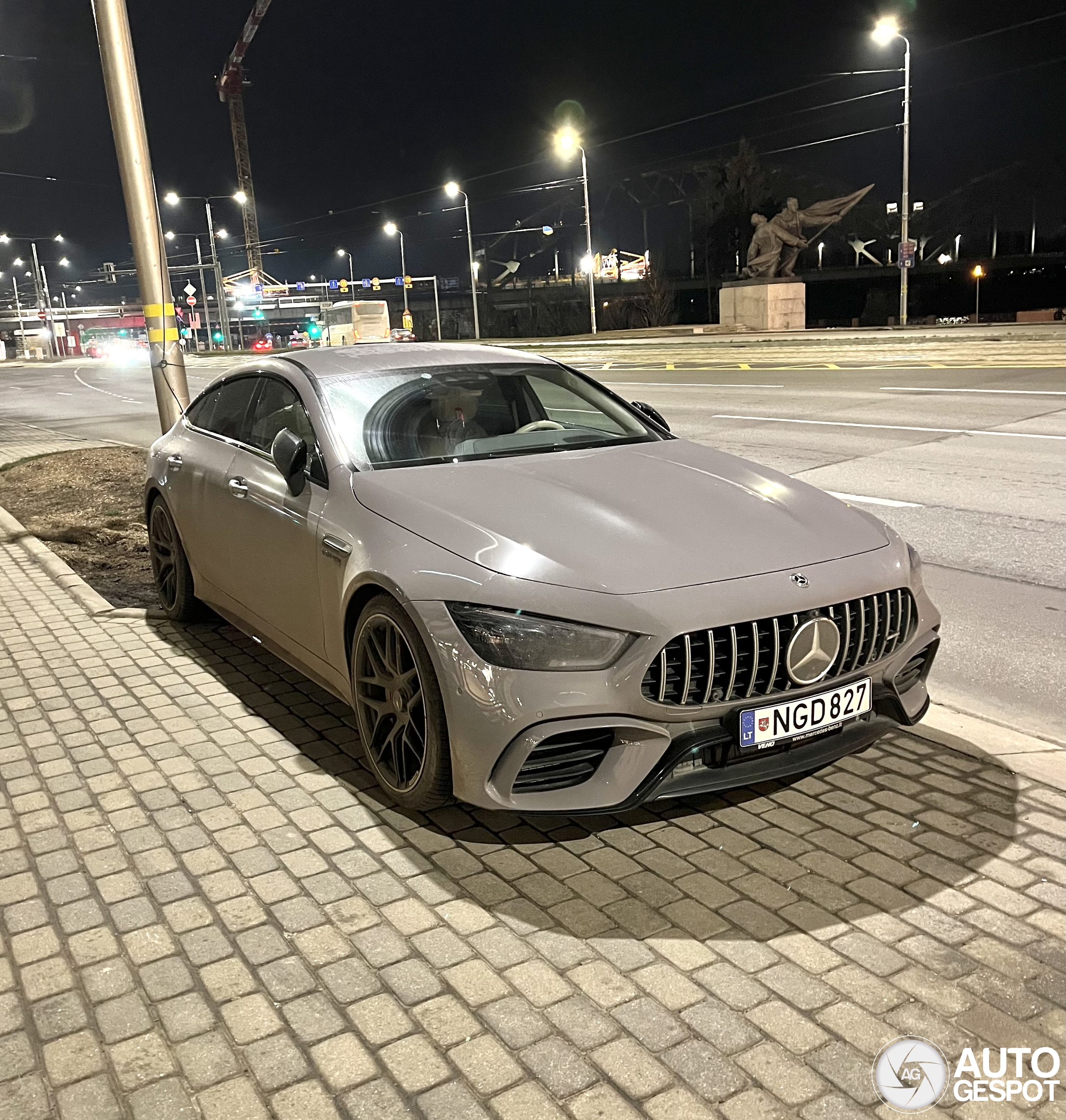 Mercedes-AMG GT 63 S X290