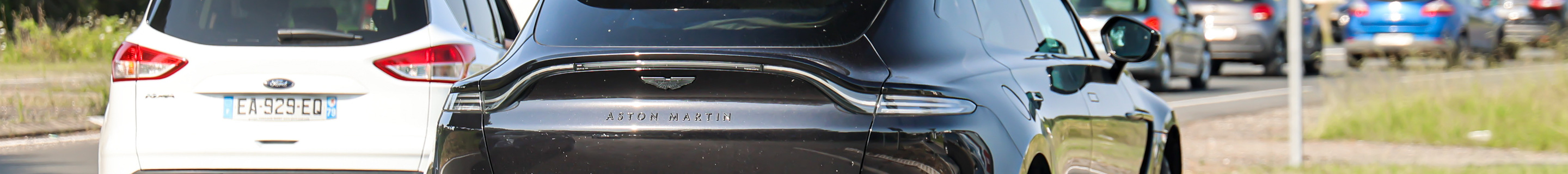 Aston Martin DBX