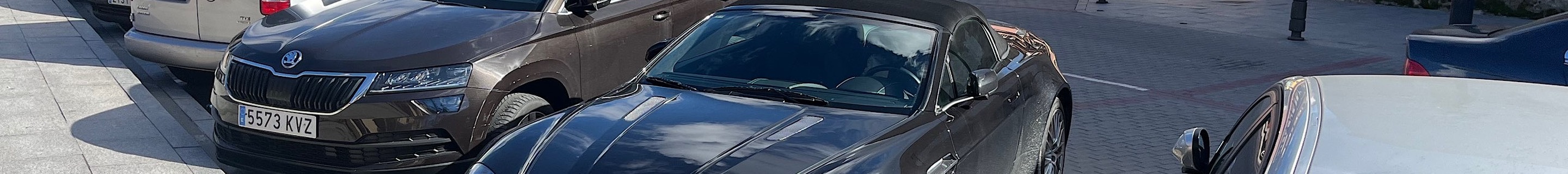 Aston Martin V8 Vantage Roadster