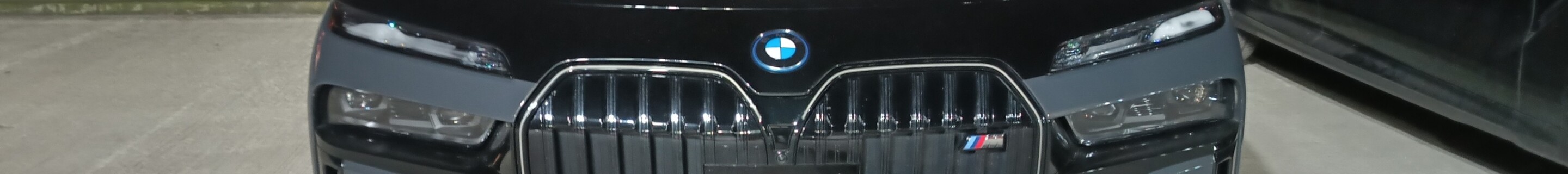 BMW M760e xDrive