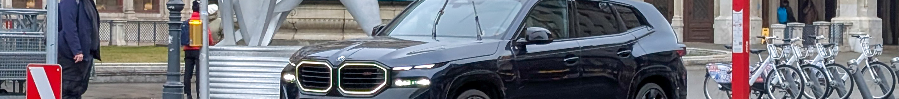 BMW XM G09