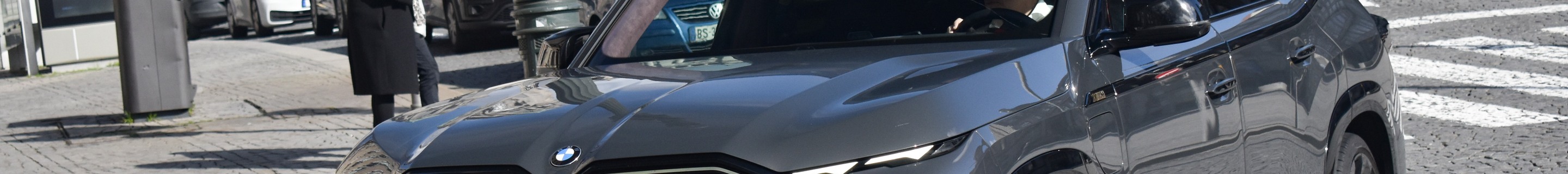 BMW XM G09