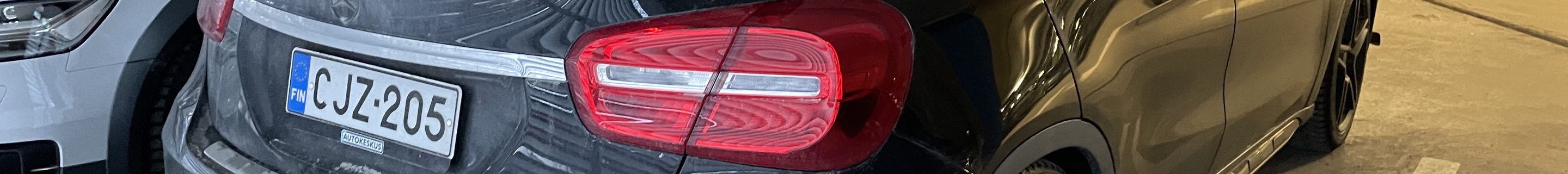 Mercedes-Benz GLA 45 AMG Edition 1