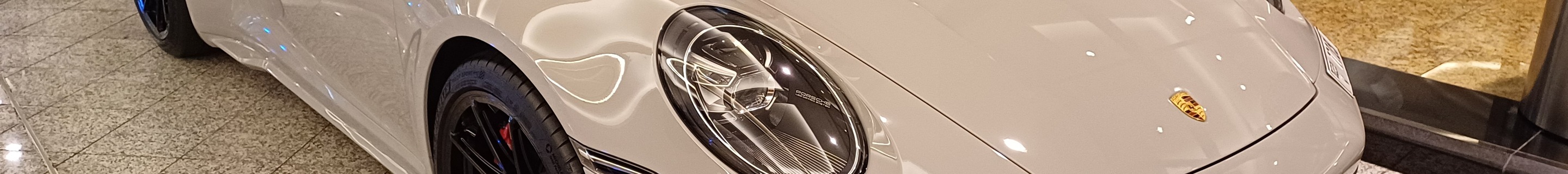 Porsche 992 Turbo