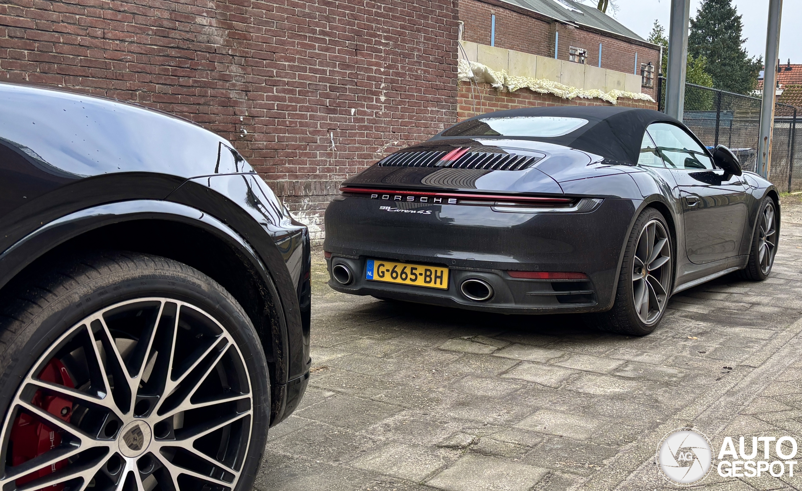 Porsche 992 Carrera 4S Cabriolet