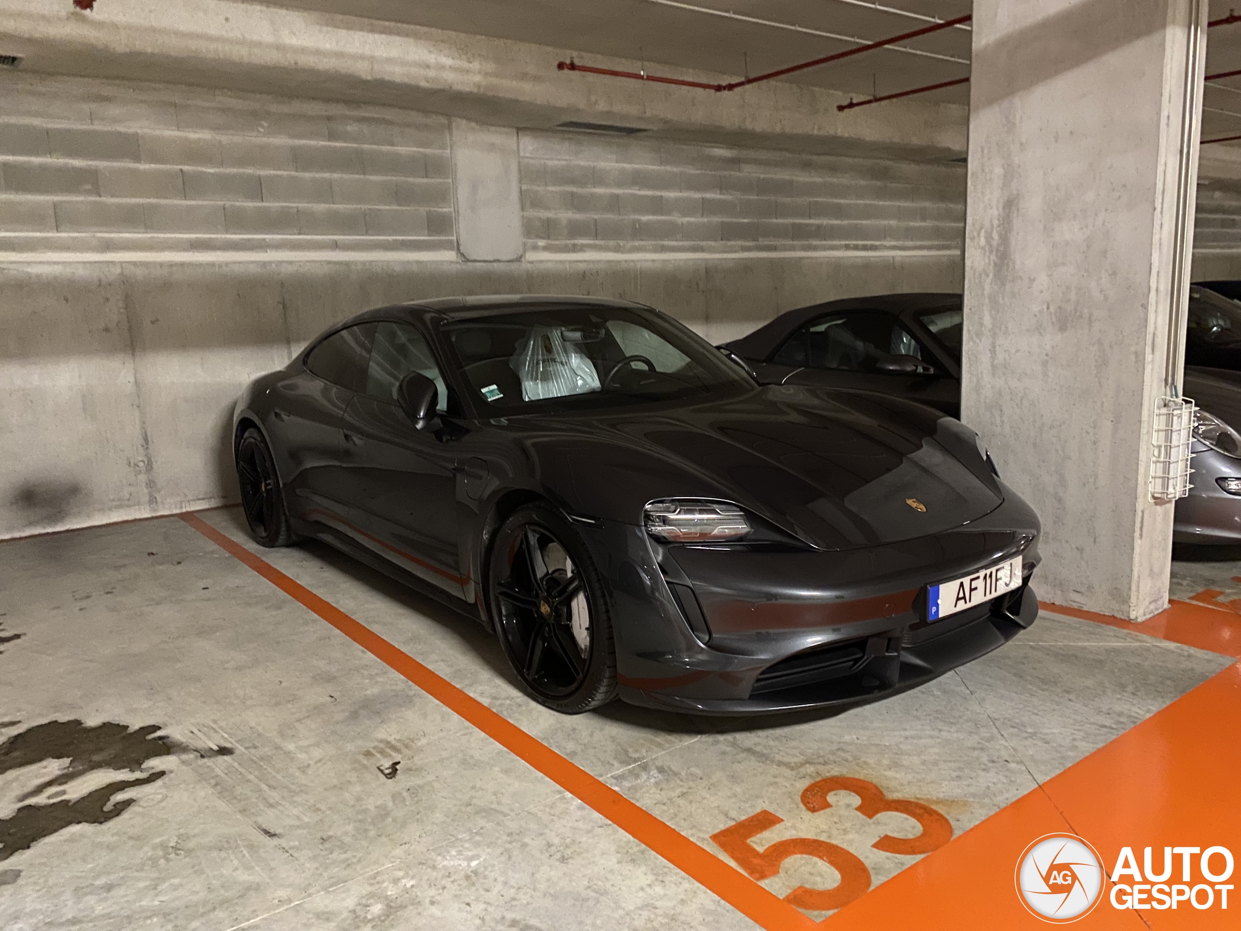 Porsche Taycan Turbo