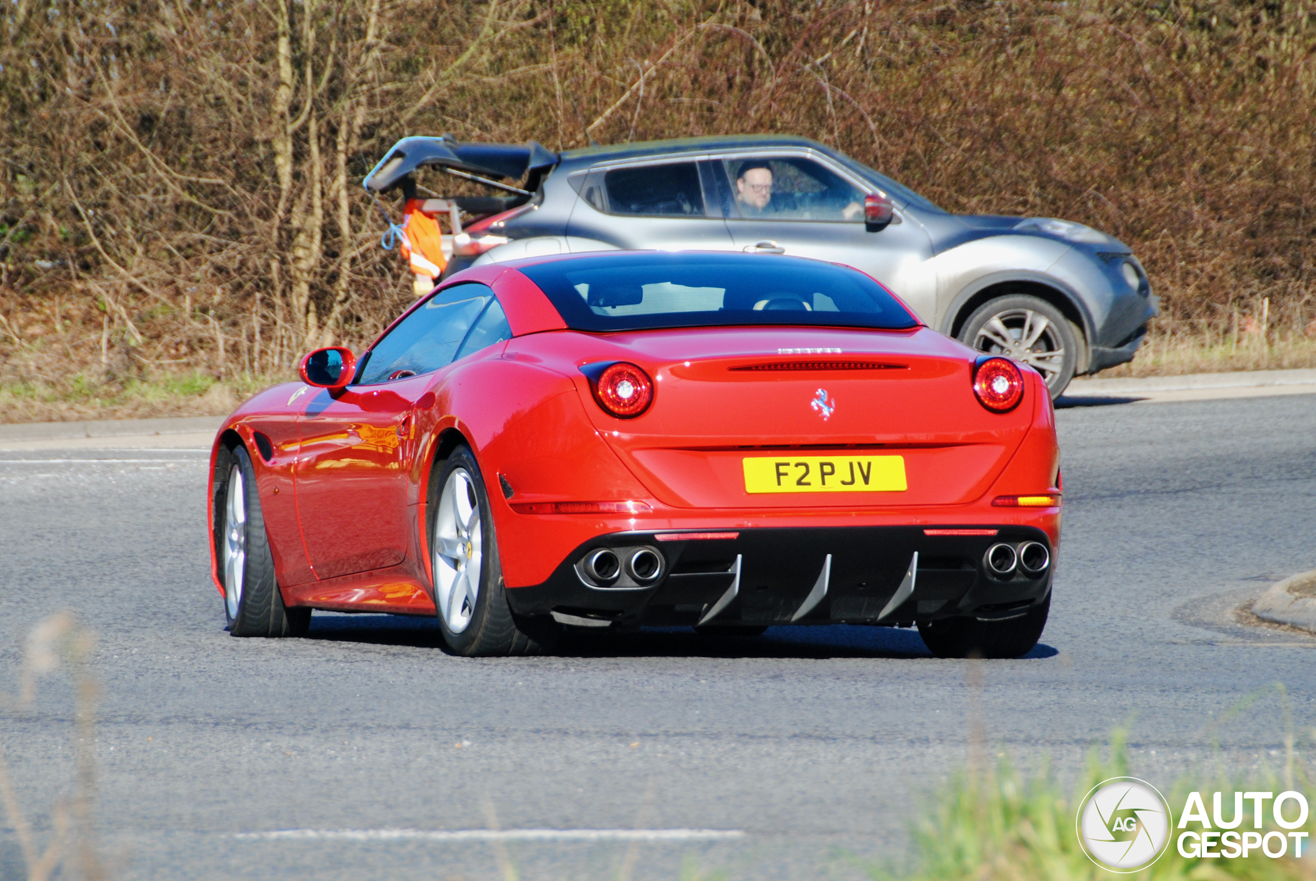 Ferrari California T