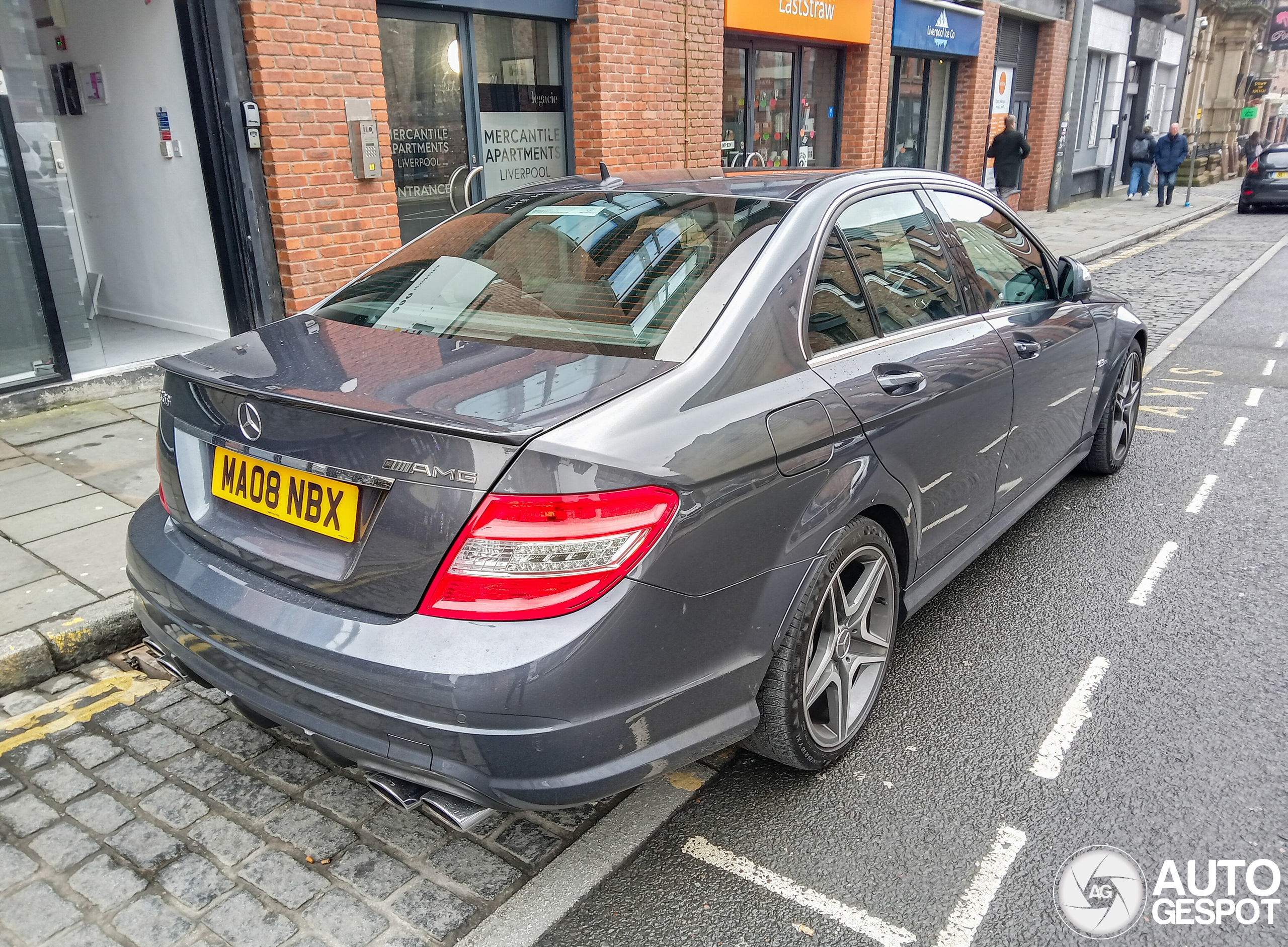 MB062 W204 C200T AV-S 右フロント フェンダー ライナー ◆後側/A 204 690 28 30 ★程度まあまあ ○★即決★ MB062 W204 C200T AV-S フロント ショック アブソーバー サス 付 左右