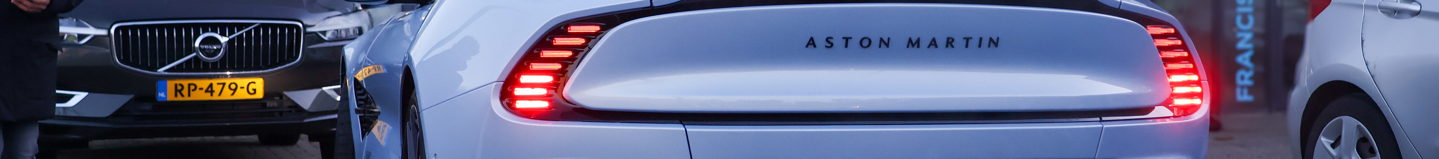 Aston Martin Vanquish 2025