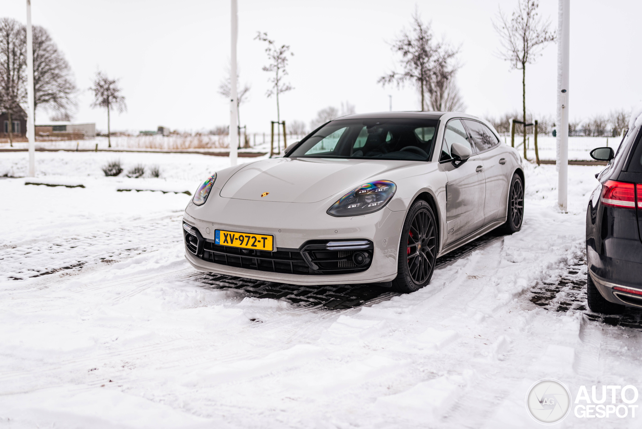Porsche 971 Panamera GTS Sport Turismo