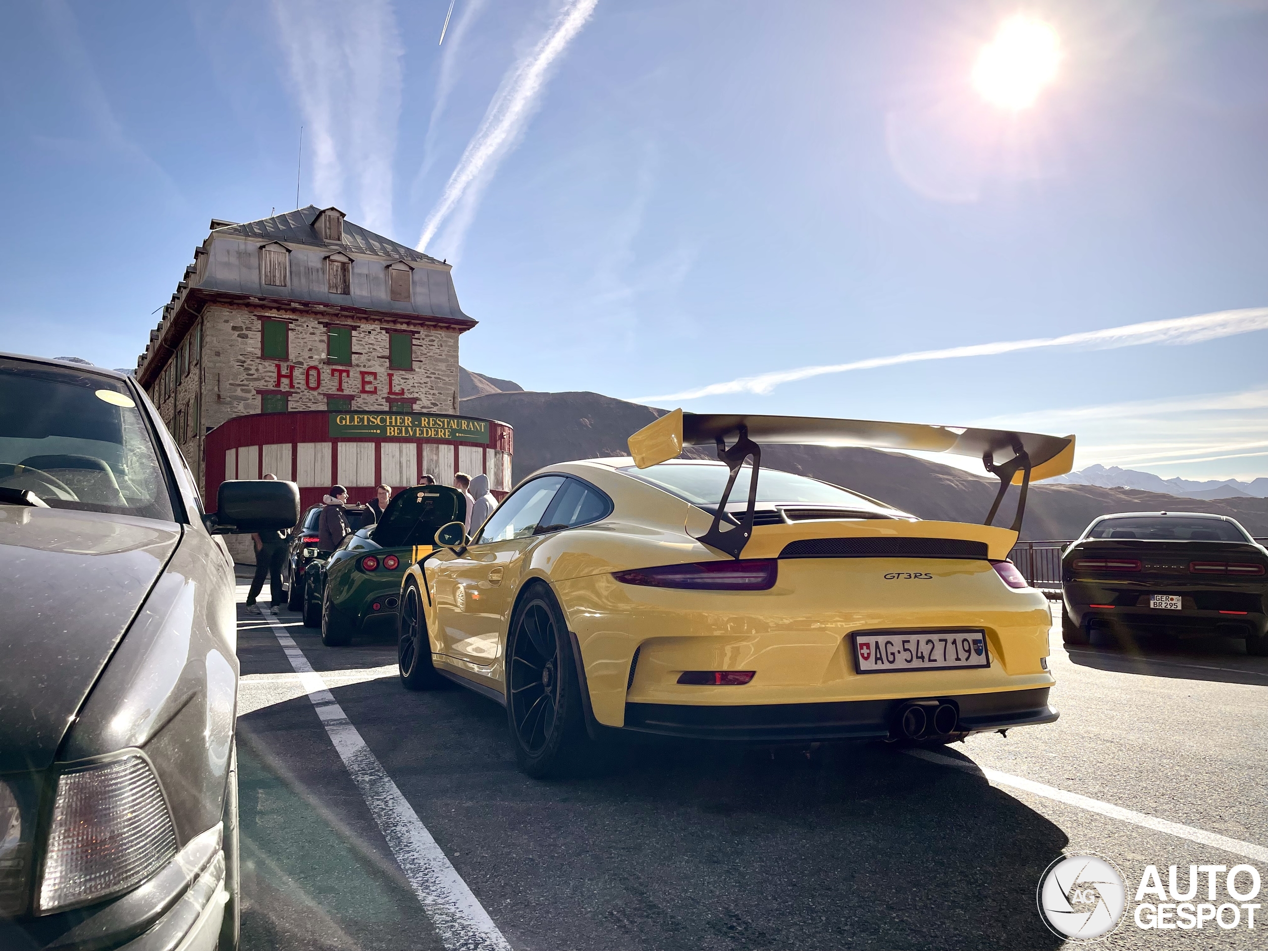 The final drive: A sunny farewell to the mountain passes