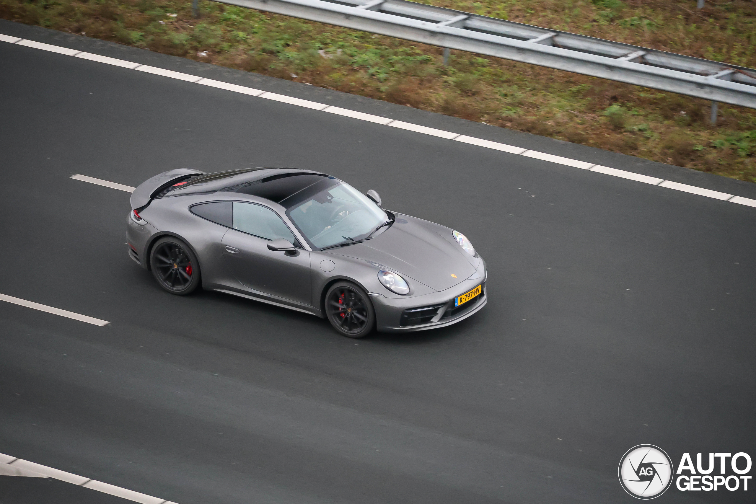 Porsche 992 Carrera S