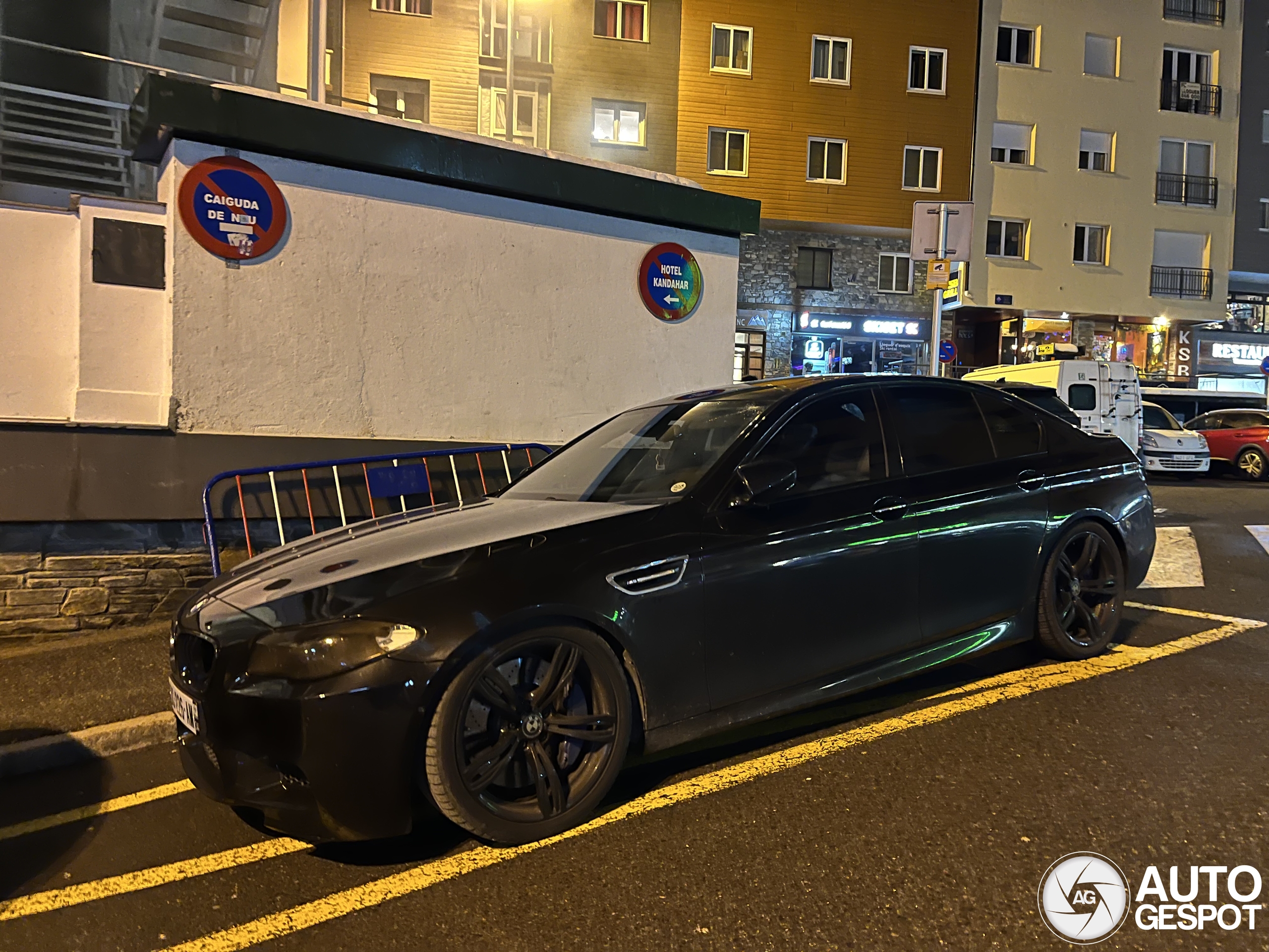 BMW M5 F10 2011