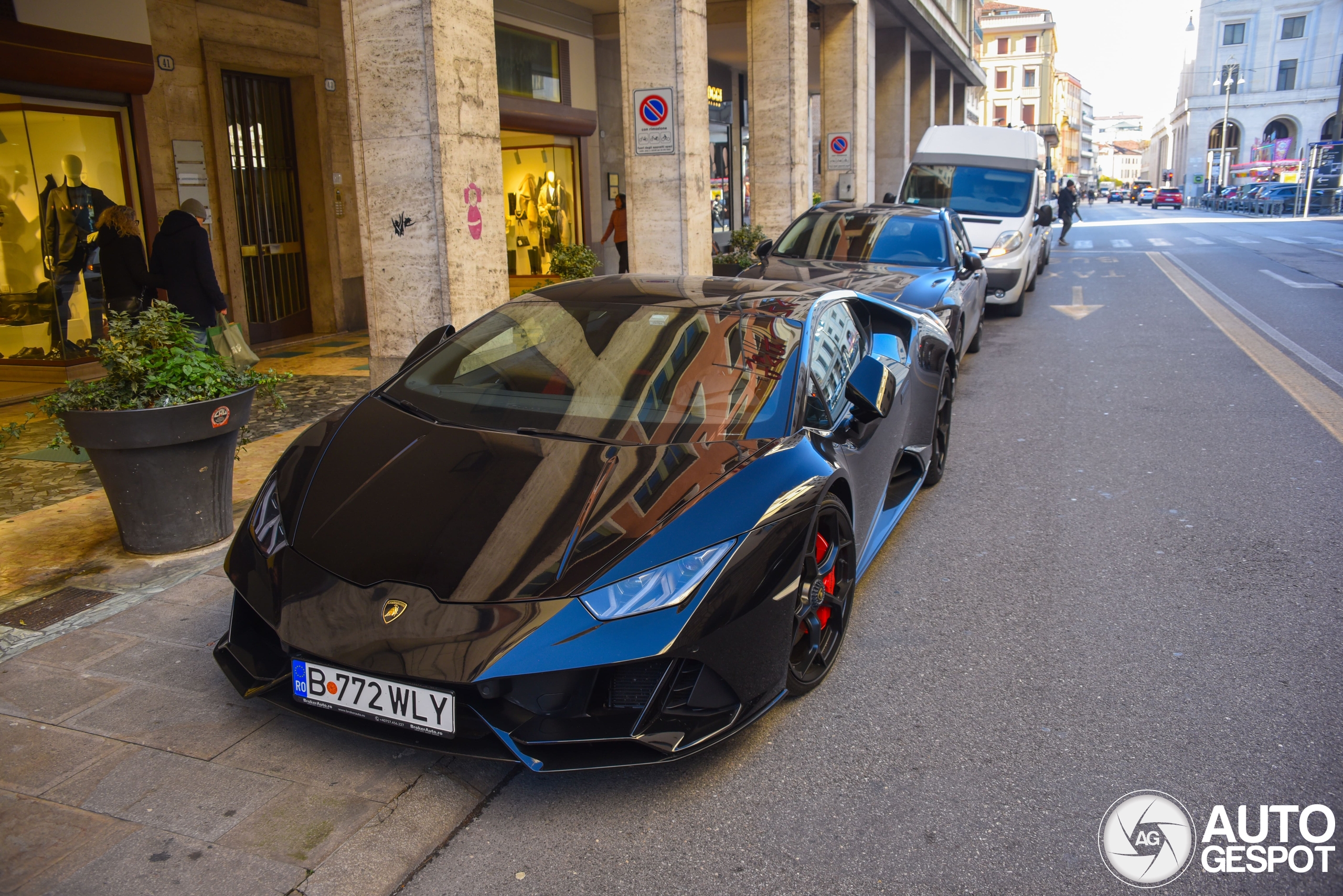 Lamborghini Huracán LP640-4 EVO