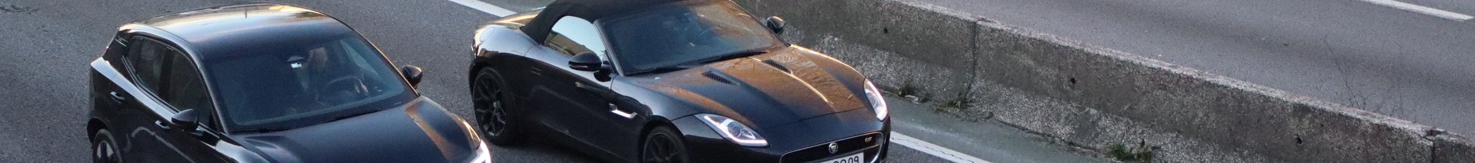 Jaguar F-TYPE S Convertible