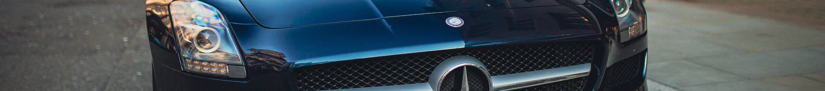 Mercedes-Benz SLS AMG