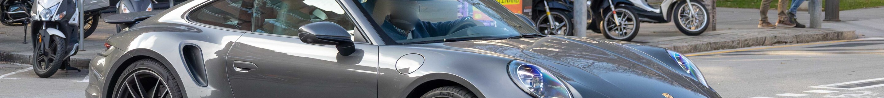 Porsche 992 Turbo