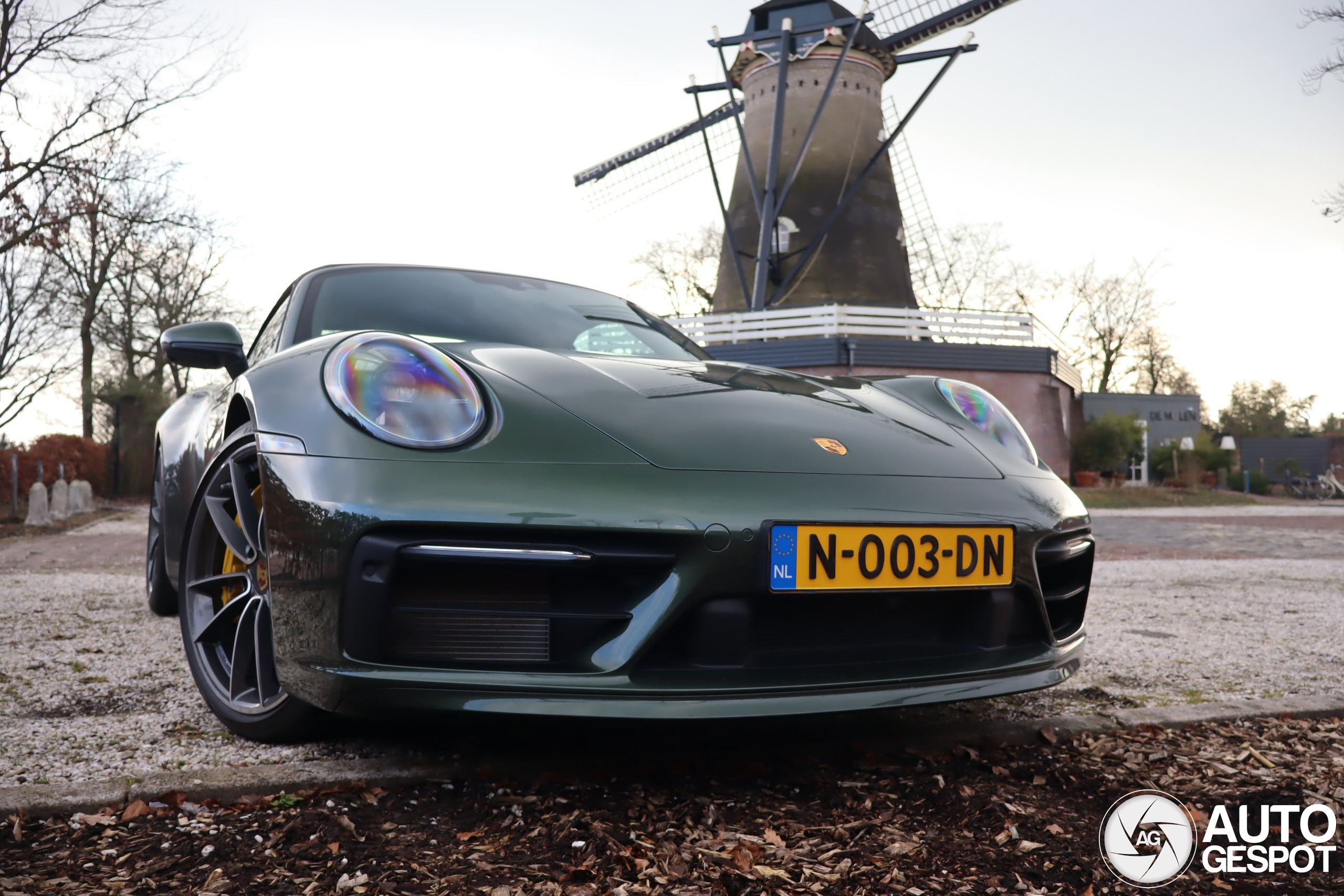 Porsche 992 Carrera 4S Cabriolet