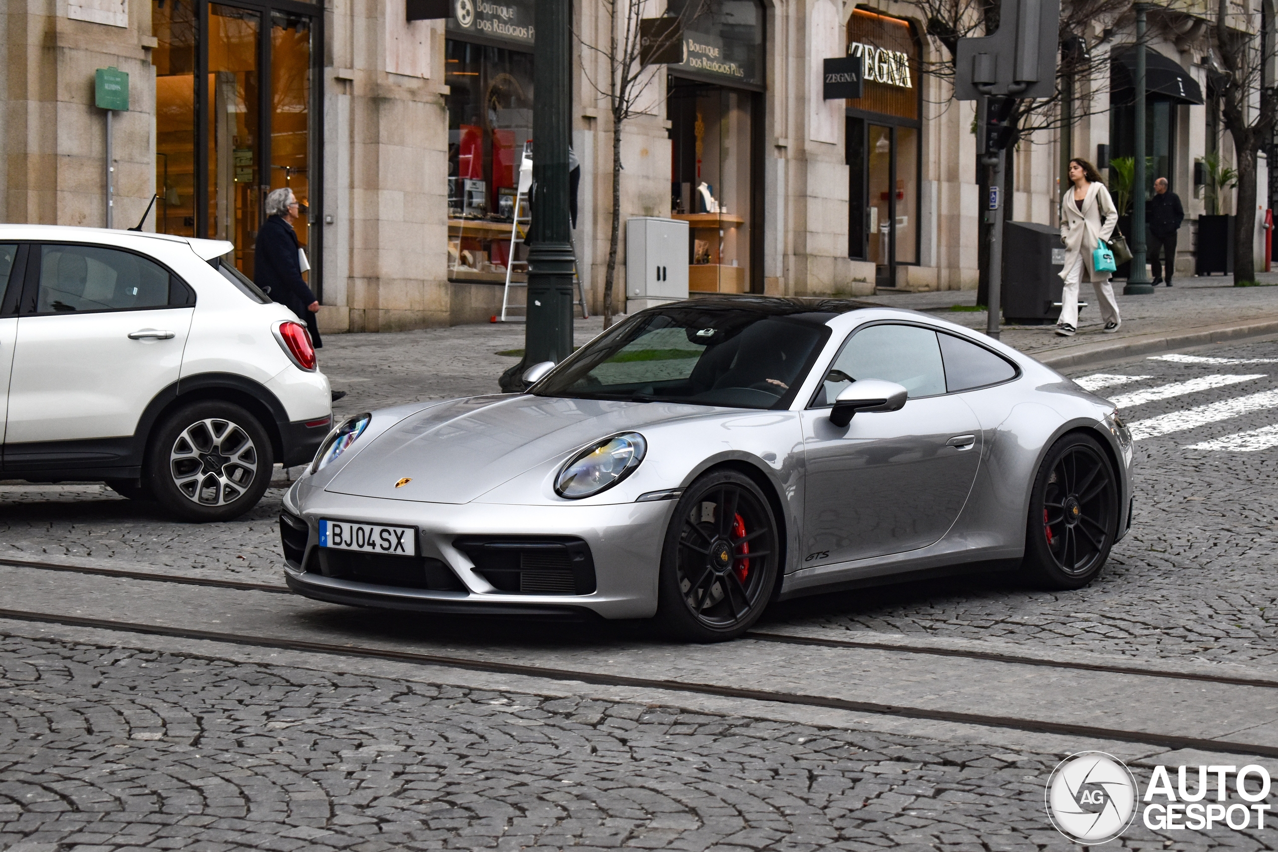 Porsche 992 Carrera GTS