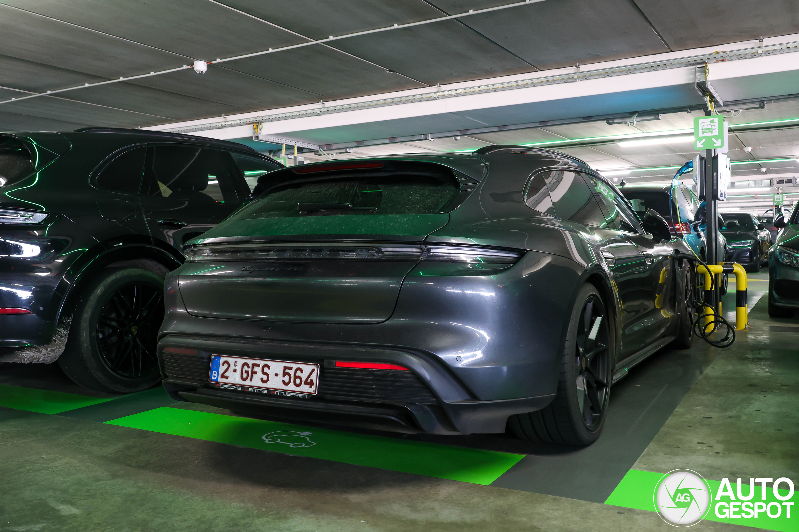 Porsche Taycan GTS Sport Turismo
