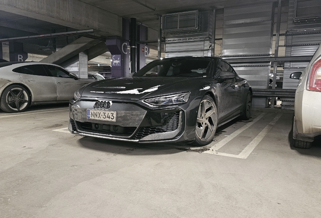 Audi RS E-Tron GT 2025