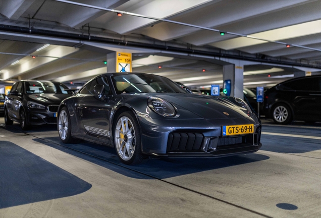 Porsche 992 Carrera 4 GTS MkII