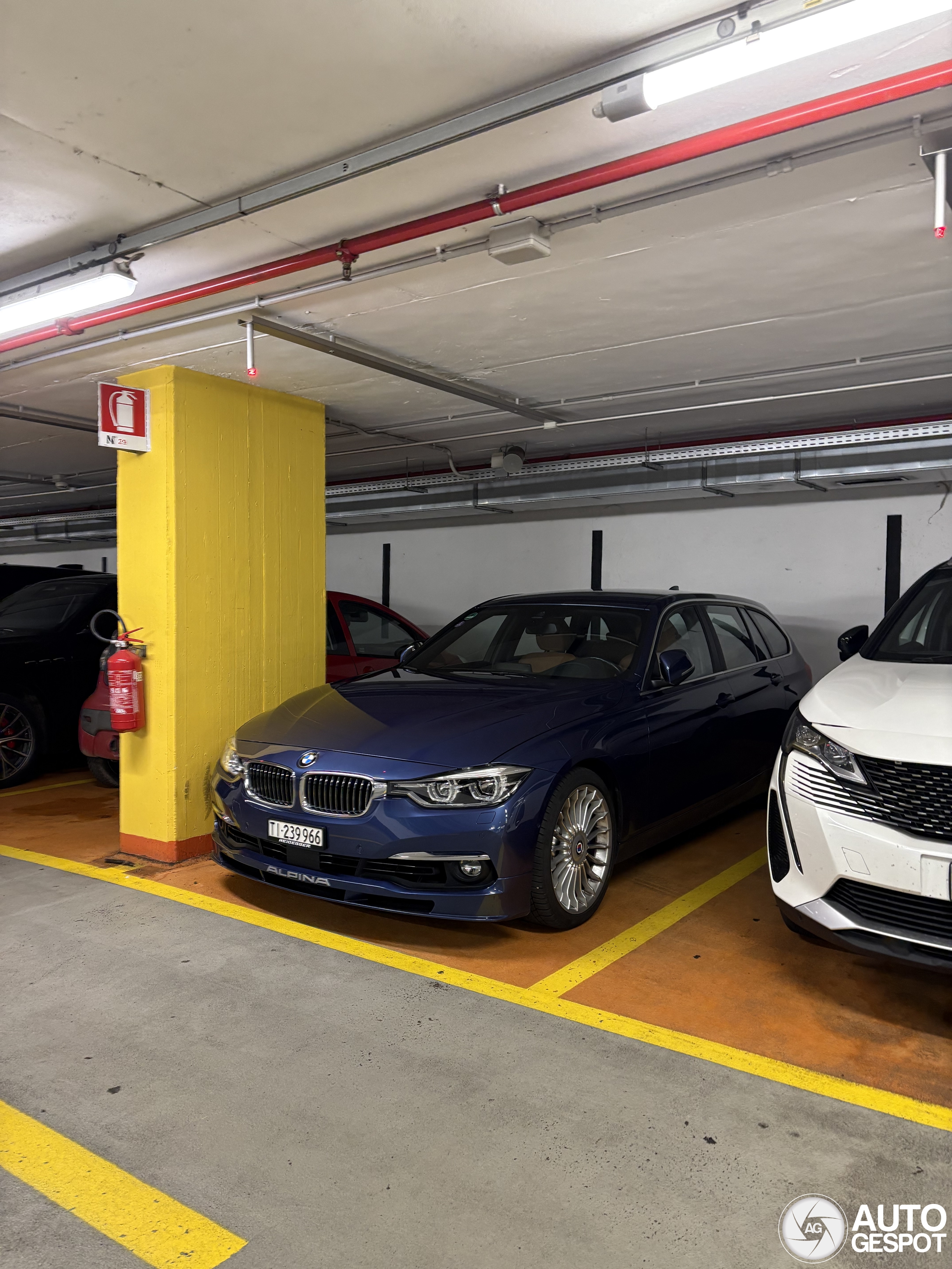 Alpina B3 BiTurbo Touring 2013