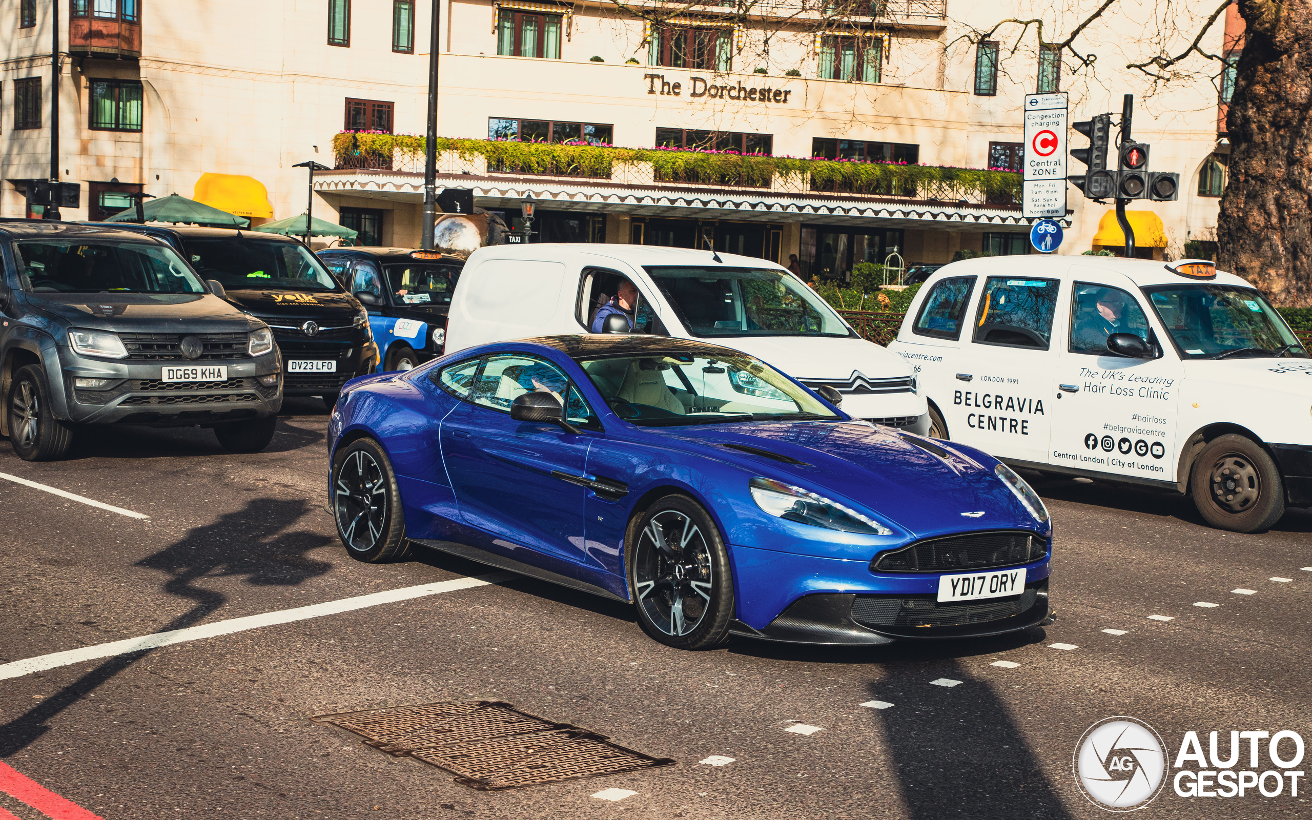 Aston Martin Vanquish S 2017