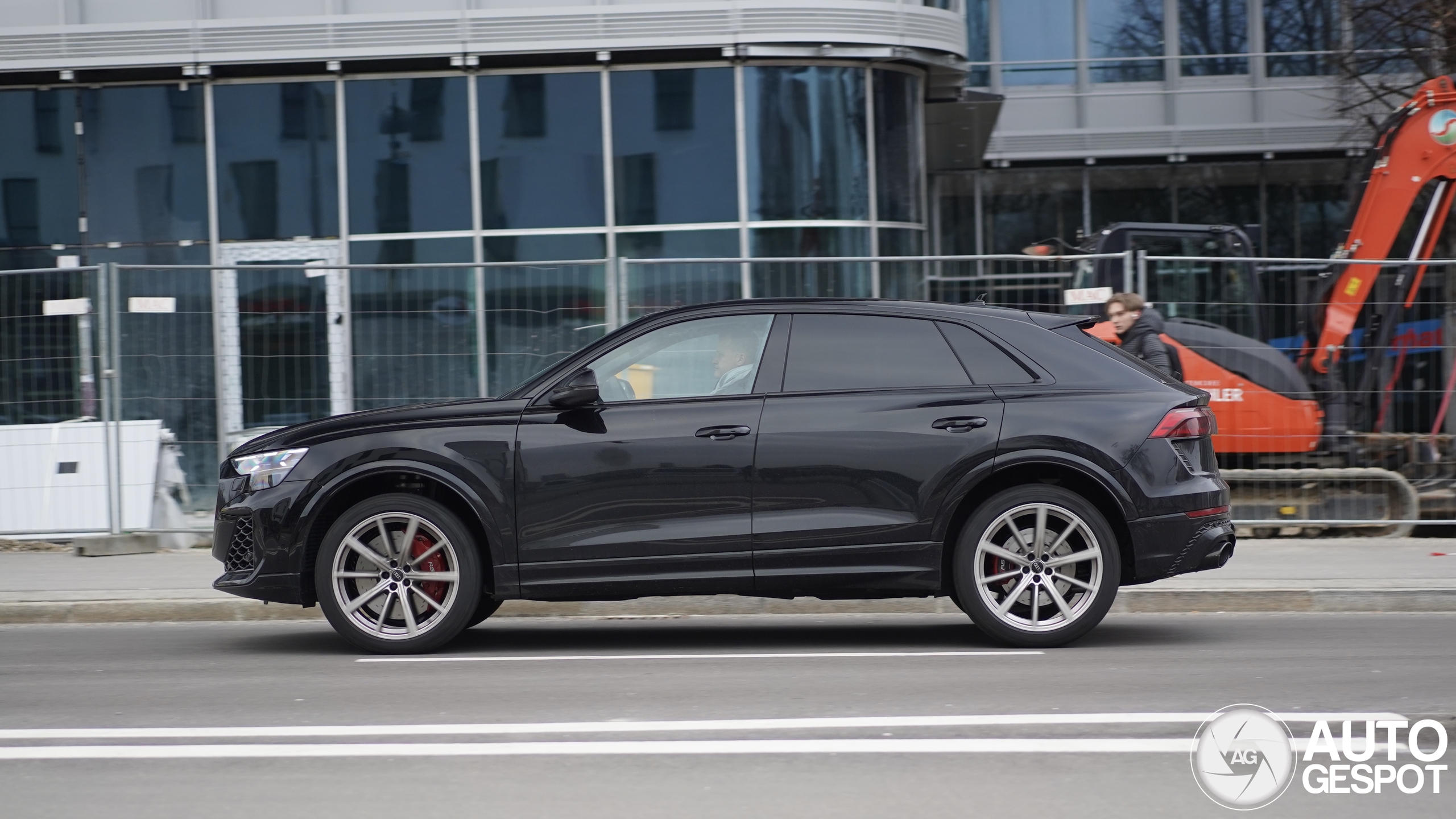 Audi RS Q8 2024