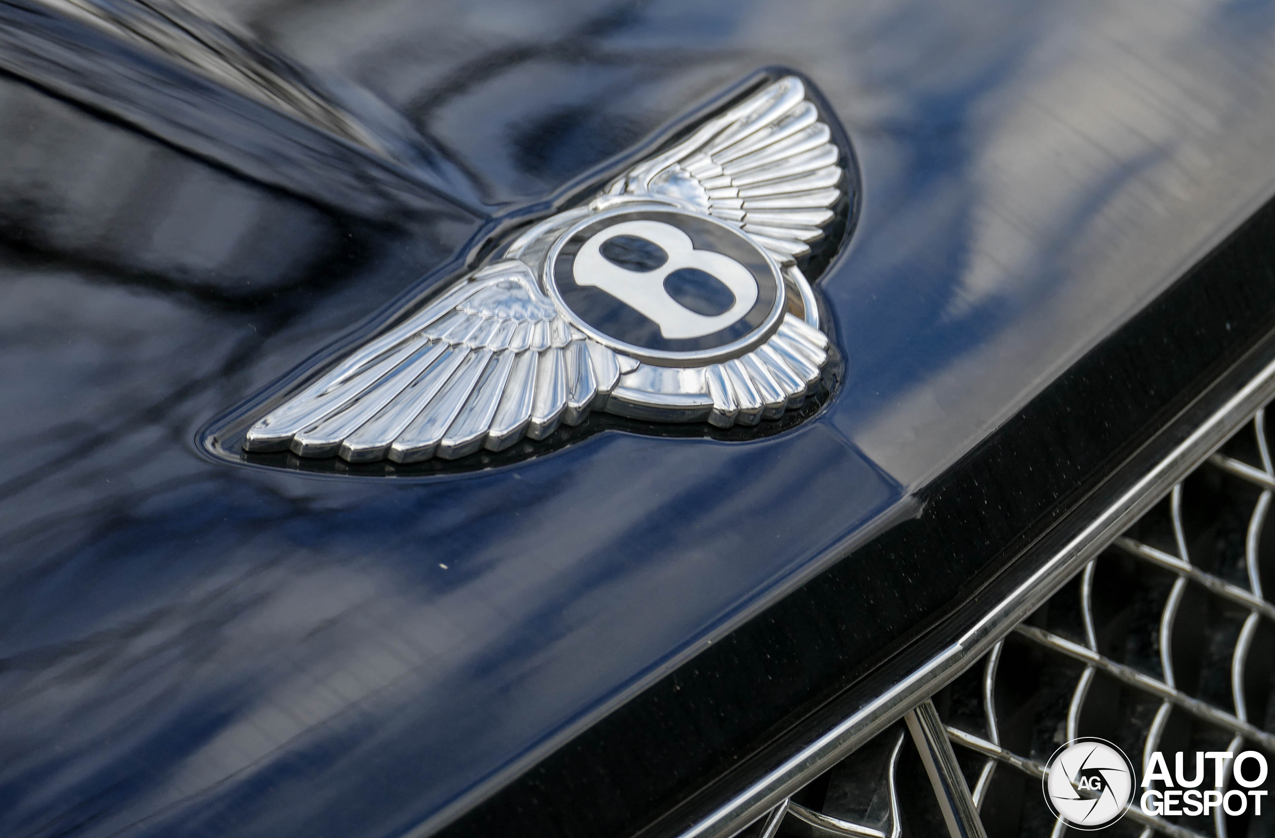 Bentley Bentayga Azure