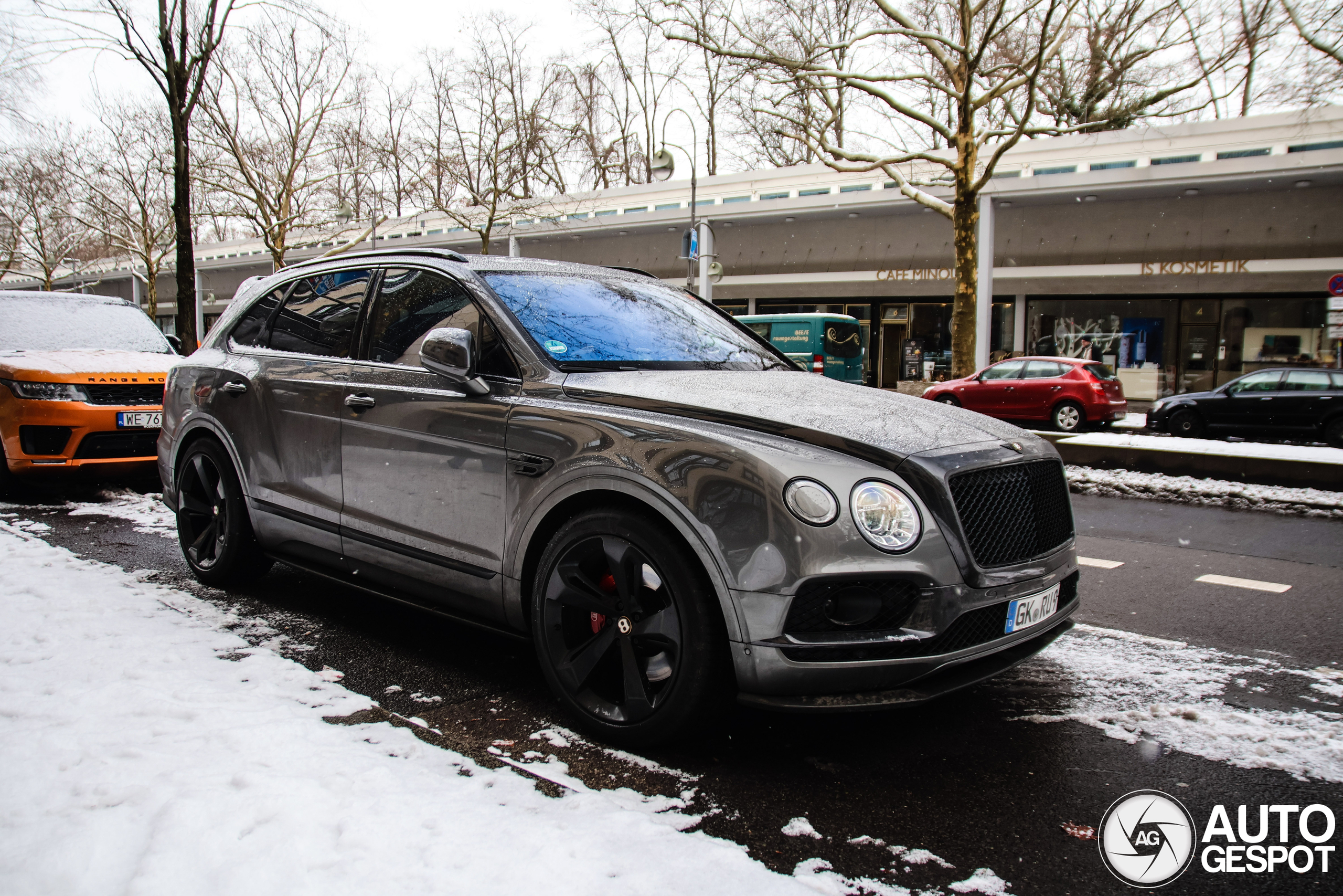 Bentley Bentayga V8