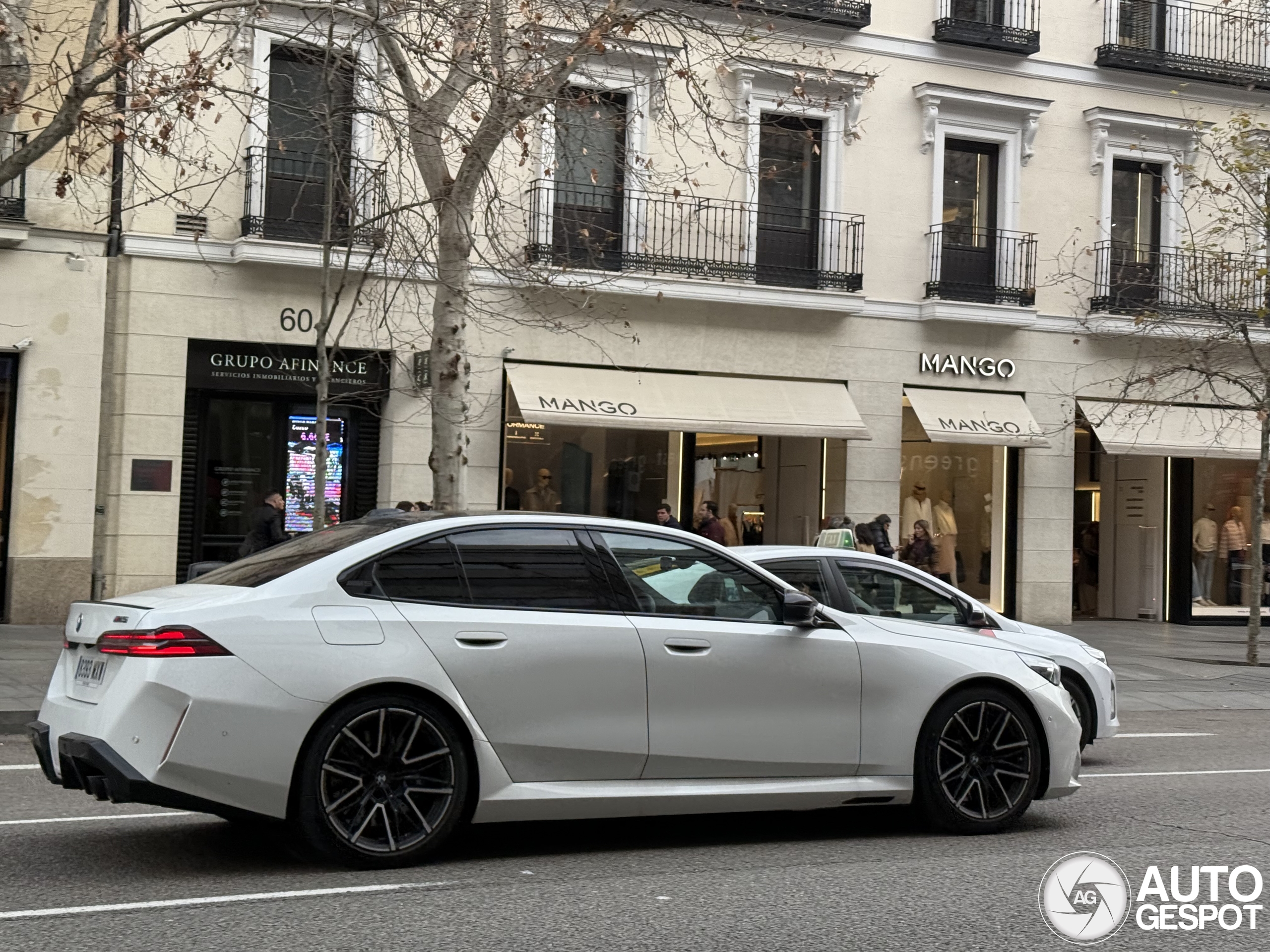 BMW M5 G90