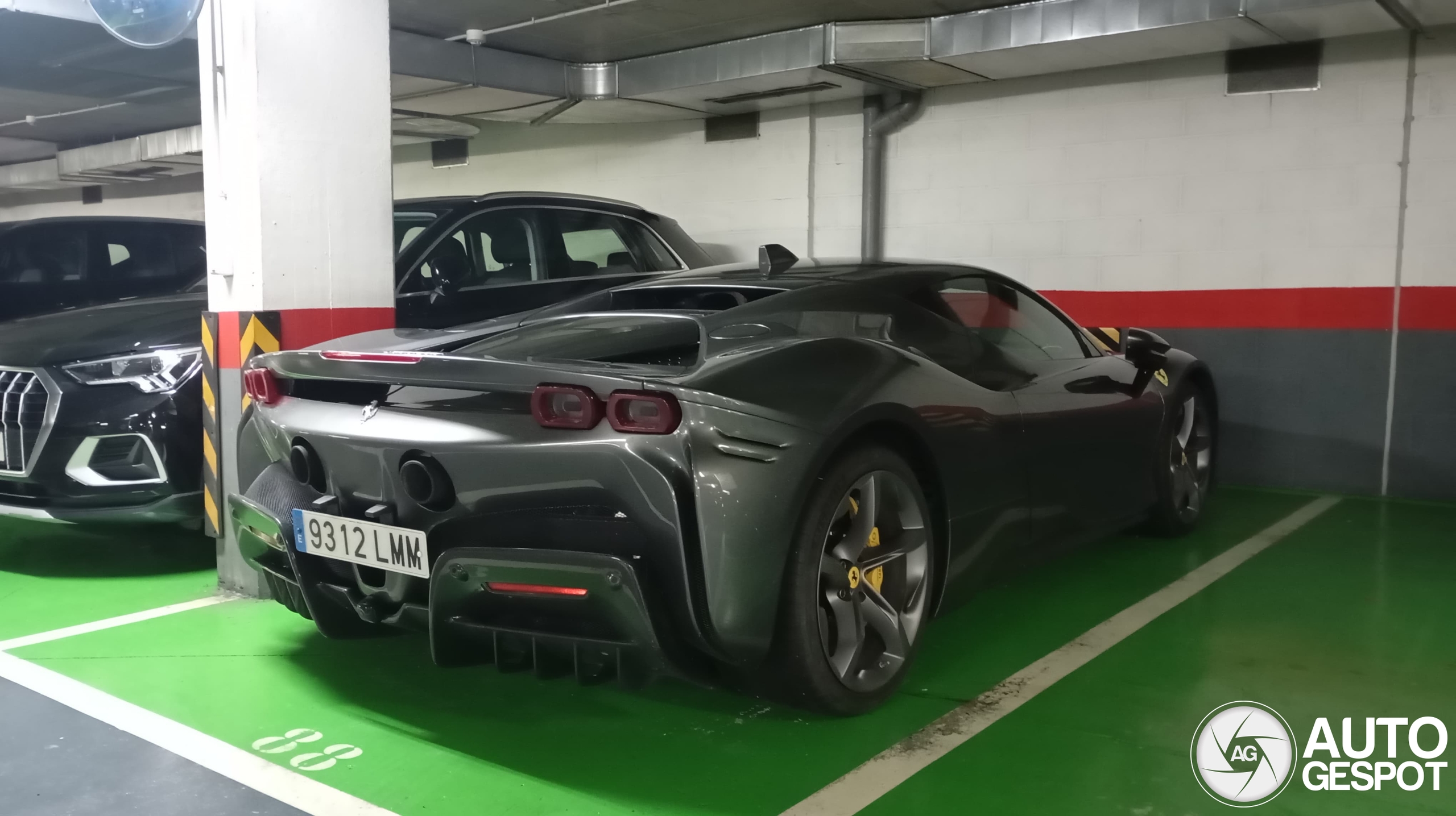 Ferrari SF90 Stradale