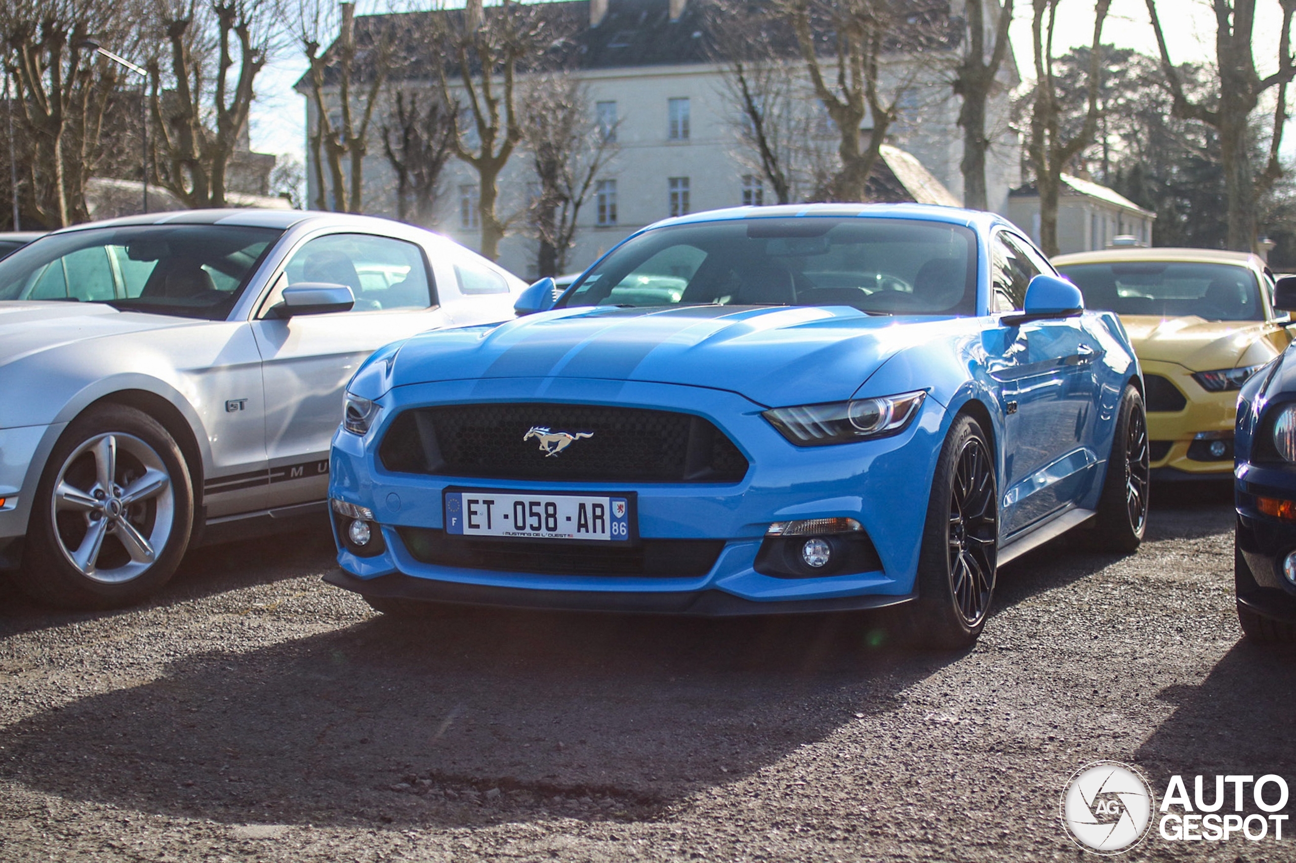 Ford Mustang GT 2015 Blue Edition