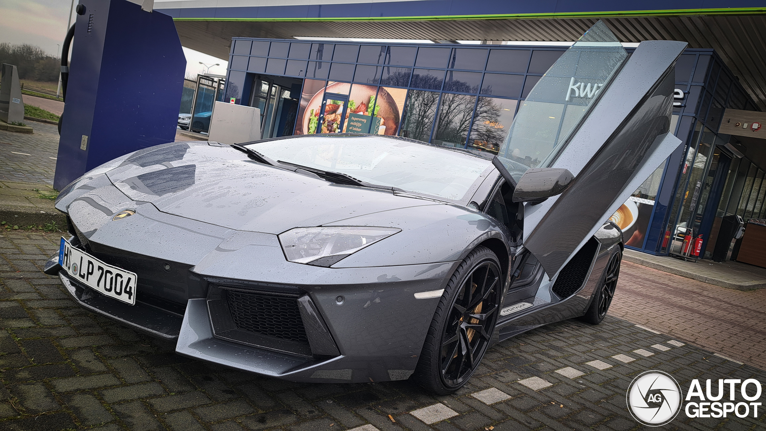 Lamborghini Aventador LP700-4 Roadster
