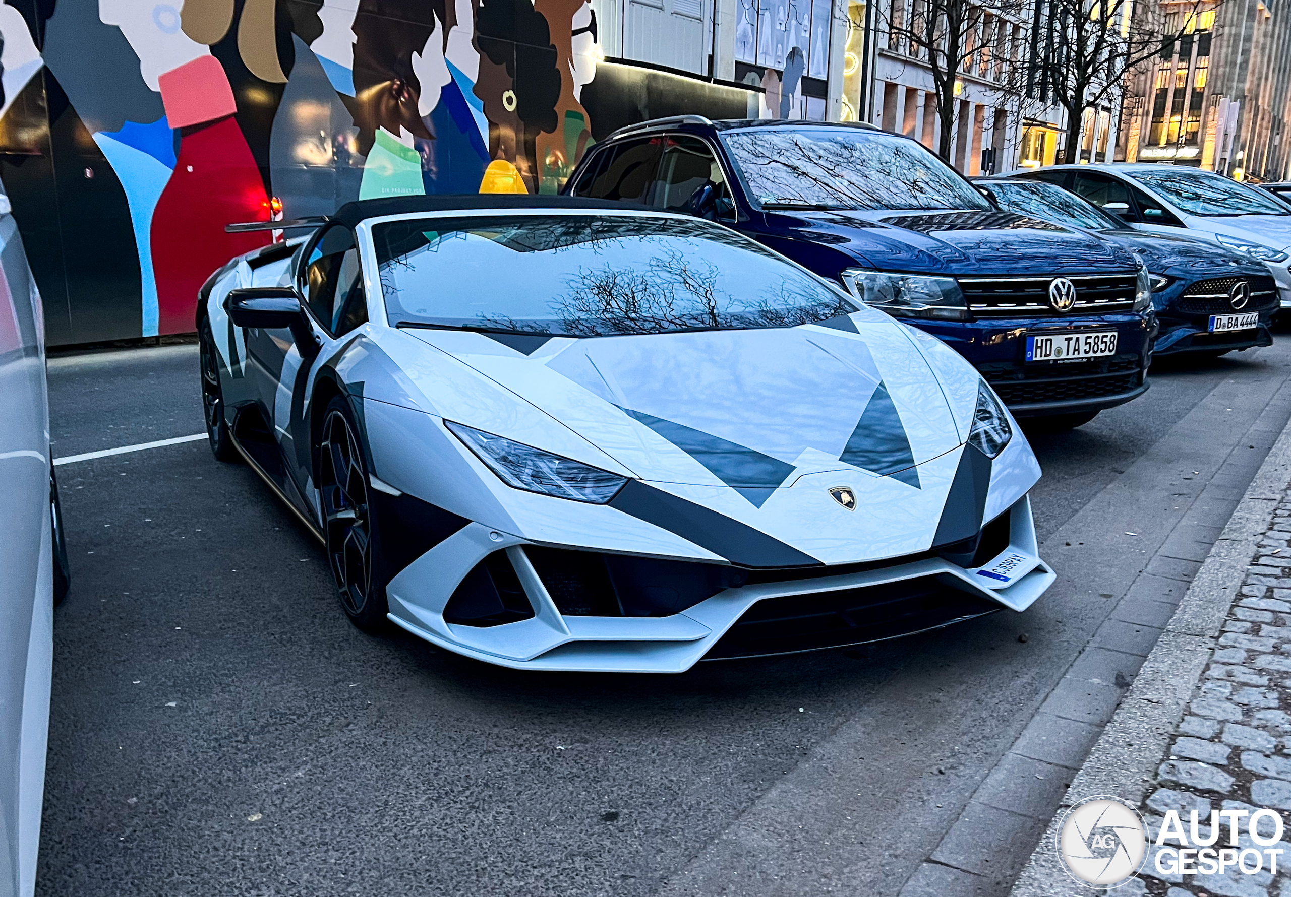Lamborghini Huracán LP640-4 EVO Spyder