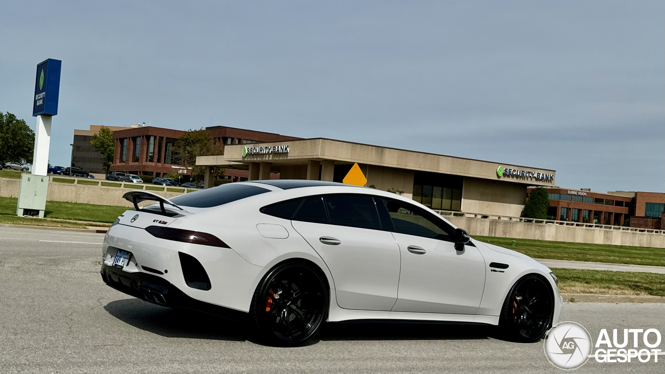 Mercedes-AMG GT 63 S X290