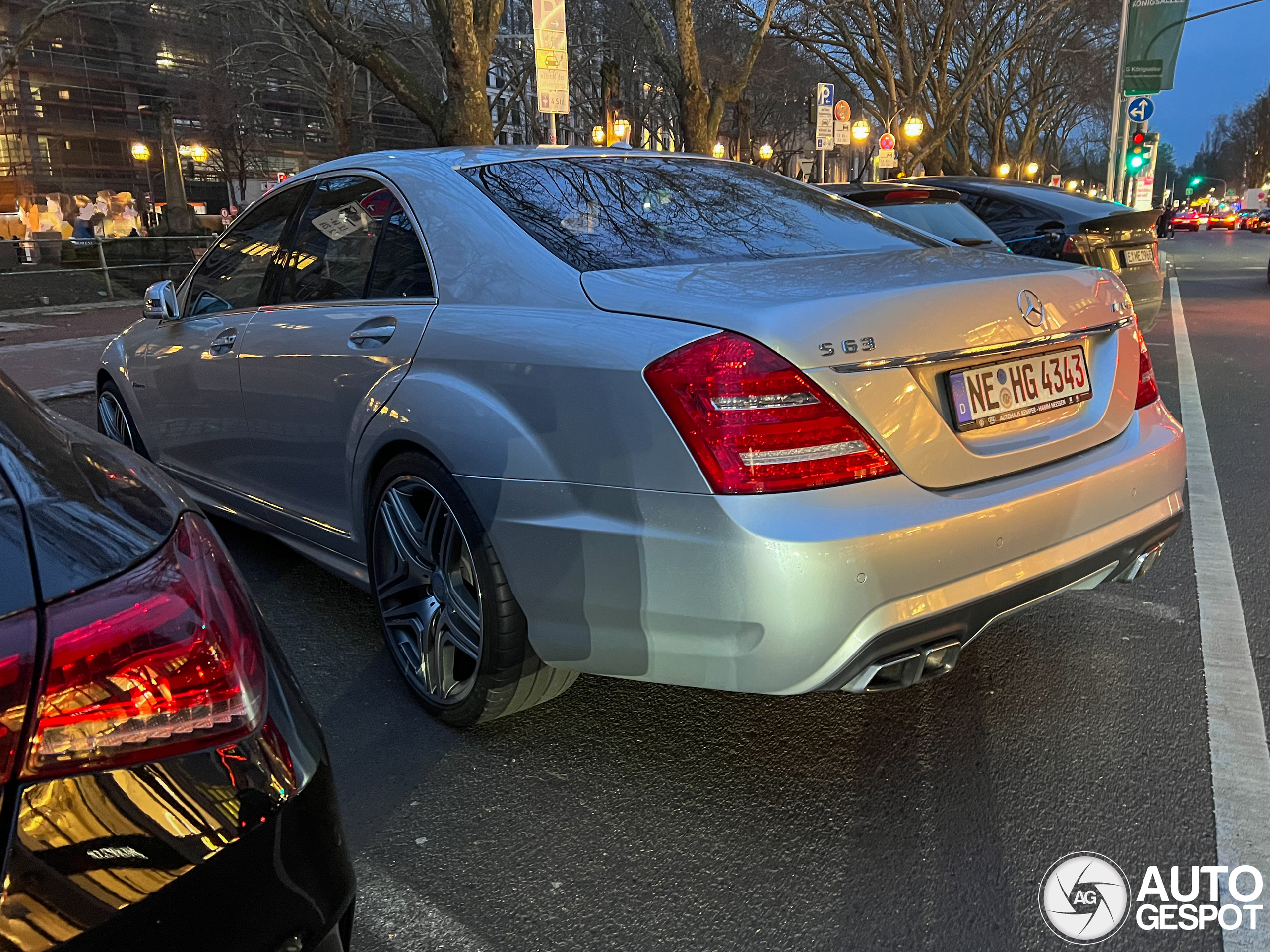 Mercedes-Benz S 63 AMG W221 2011