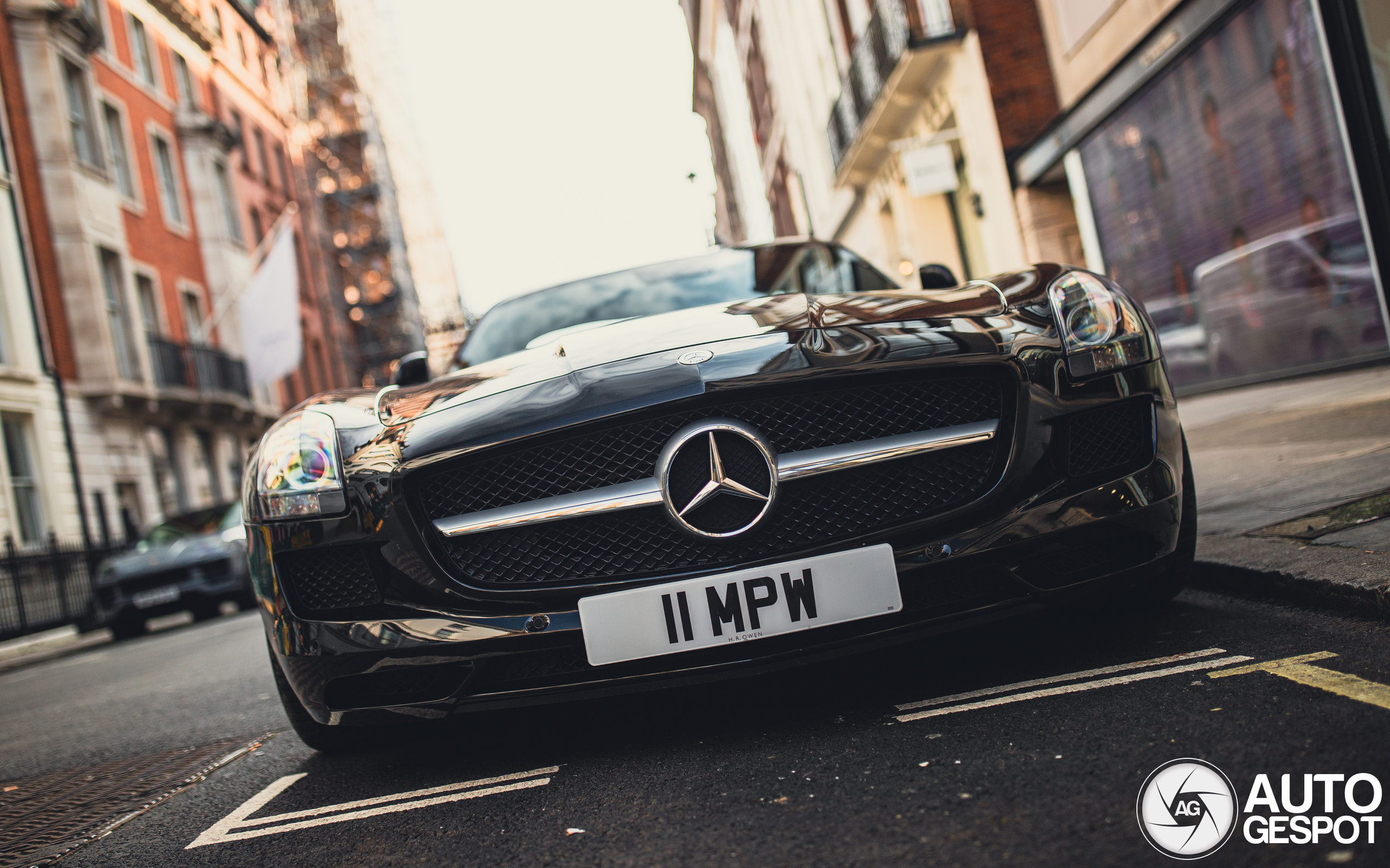 Mercedes-Benz SLS AMG