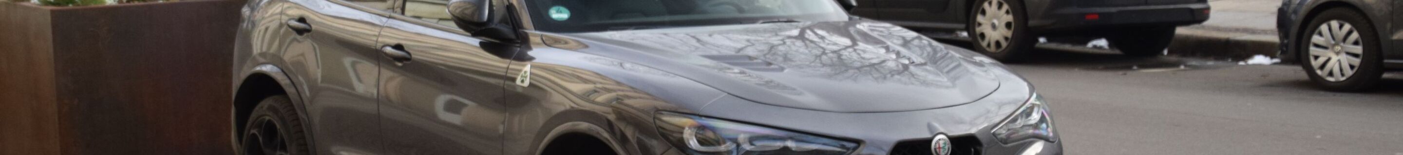 Alfa Romeo Stelvio Quadrifoglio 2023