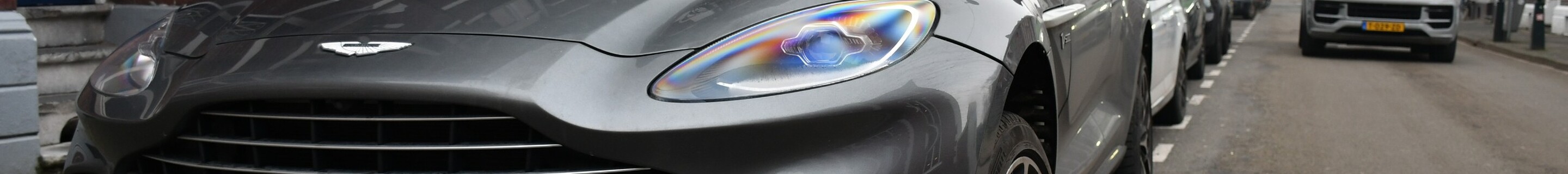 Aston Martin DBX