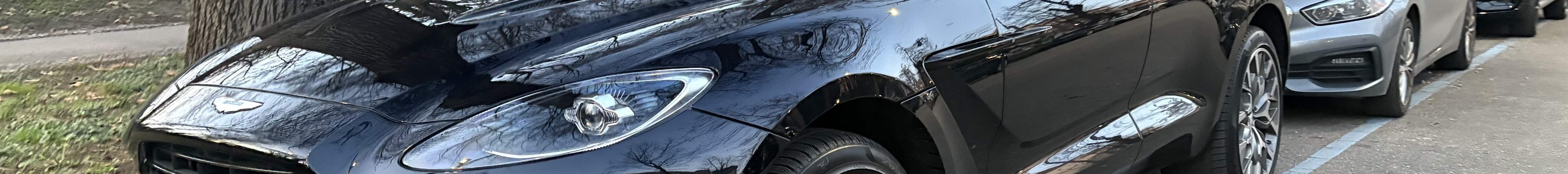 Aston Martin DBX