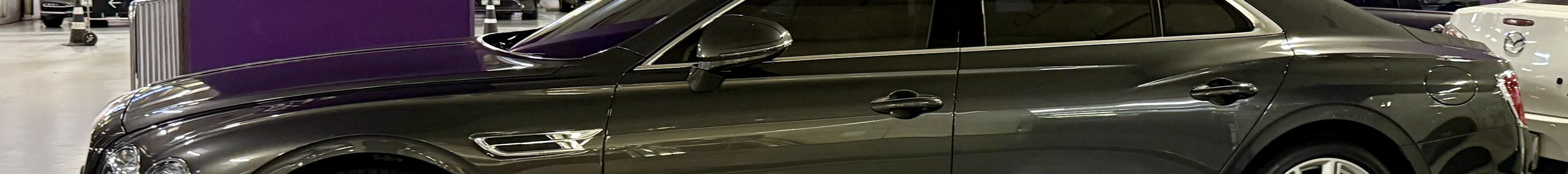 Bentley Flying Spur Hybrid